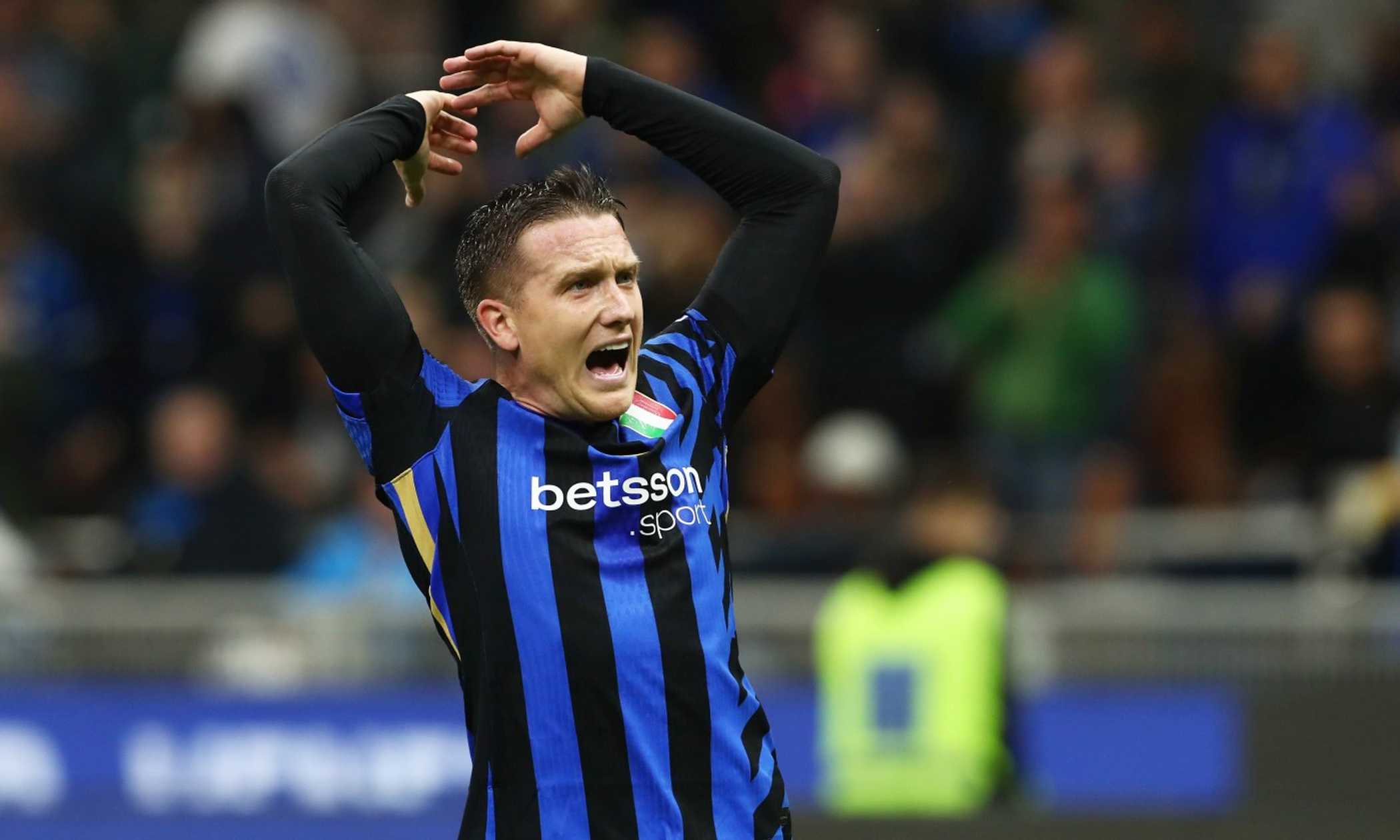 Inter-Juventus 4-2 LIVE: segna Dumfries! 