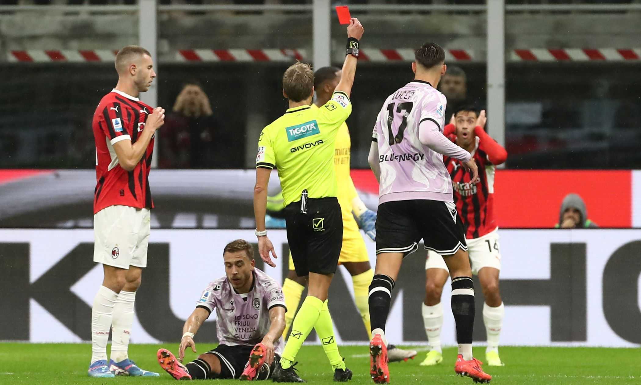 Arbitri, un weekend da dimenticare: da Reijnders e Cristante-Thuram al rigore di Politano, gli episodi da polemica