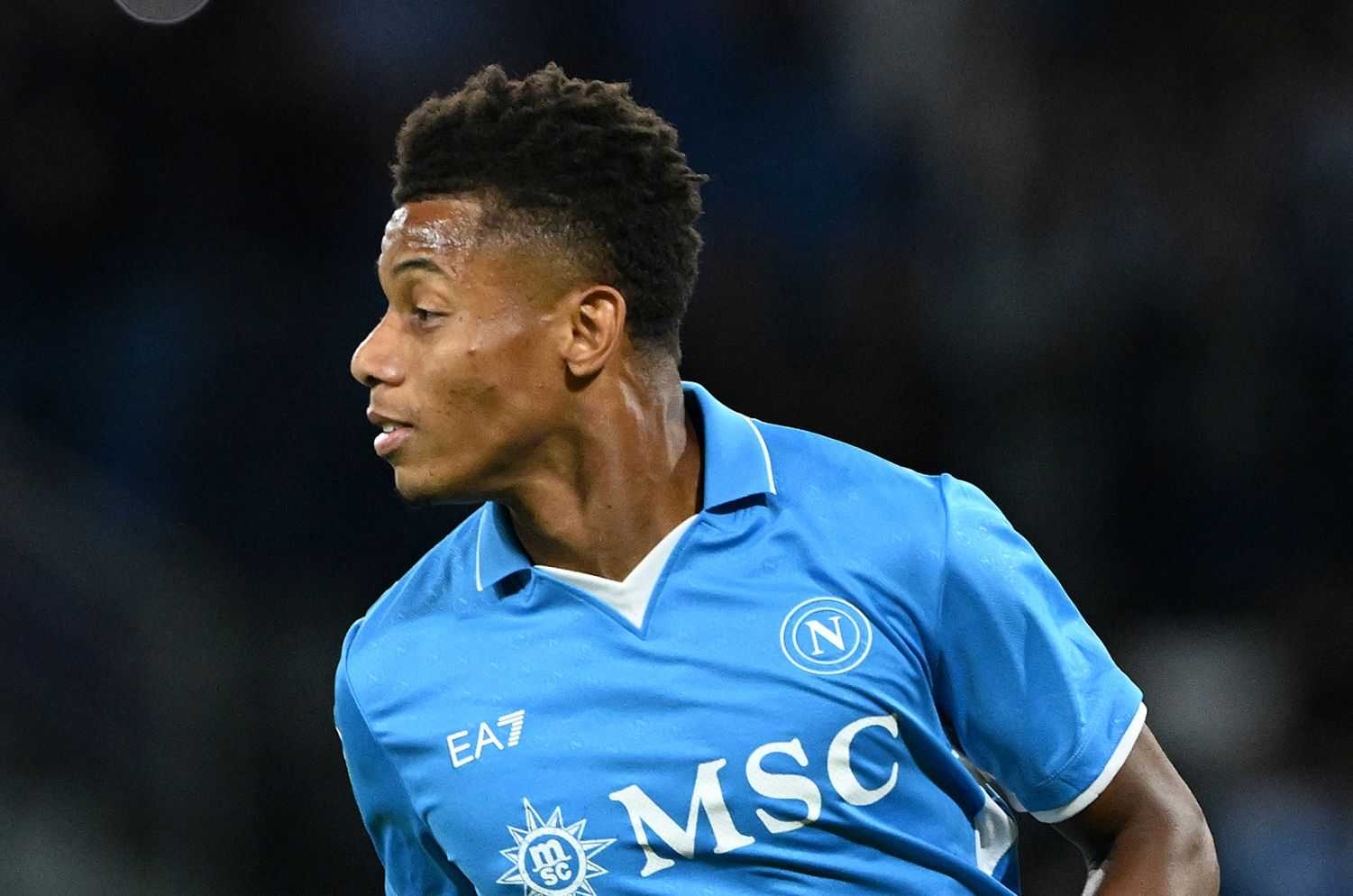 Quanto ha pagato il Napoli David Neres