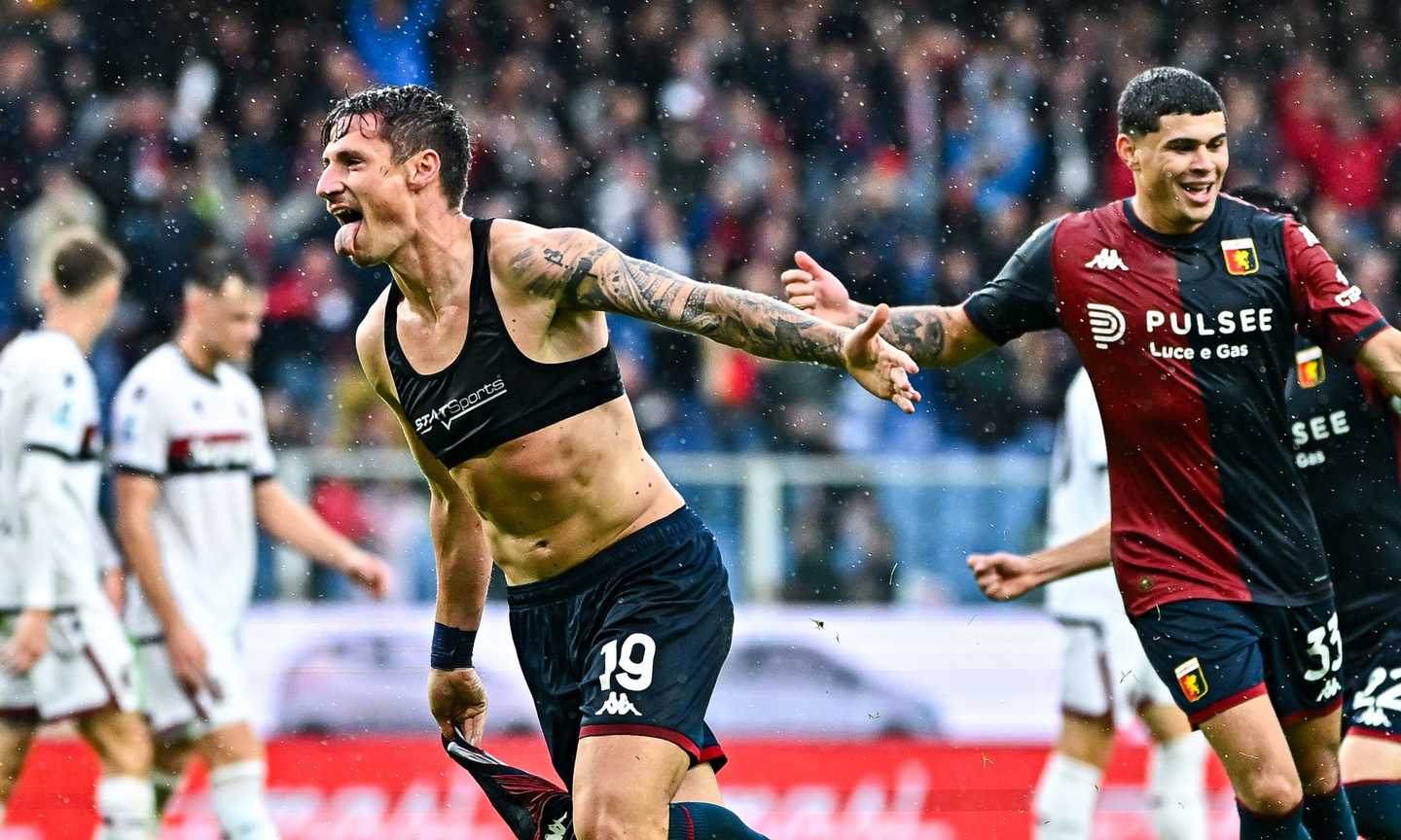 Super Pinamonti Salva Il Genoa, Balotelli Lo Esalta: "Che Gol Ha Fatto ...