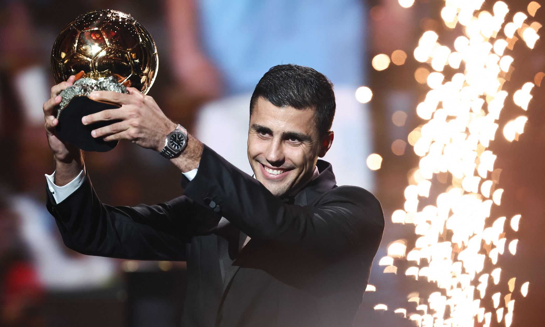 Rodri: "Nessuna telefonata dal Real Madrid dopo il Pallone d'oro, ma se ti chiama sul mercato devi ascoltare…" 