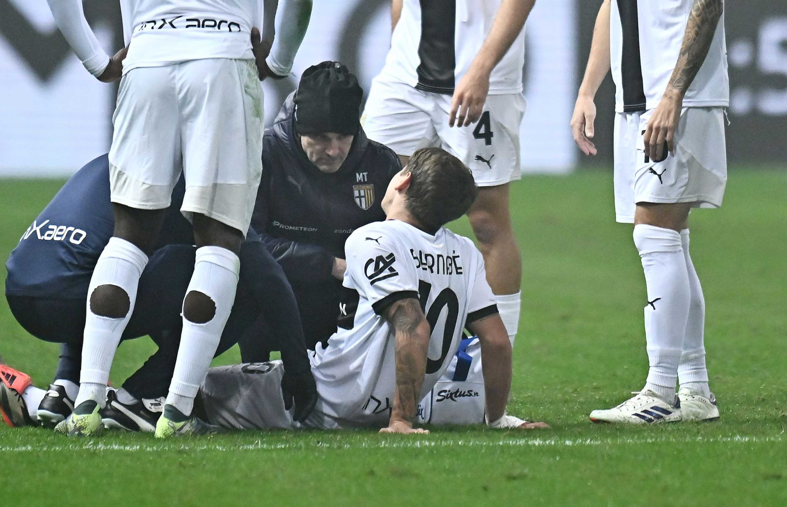 Parma, Bernabè in lacrime: infortunio contro il Genoa, le sue condizioni