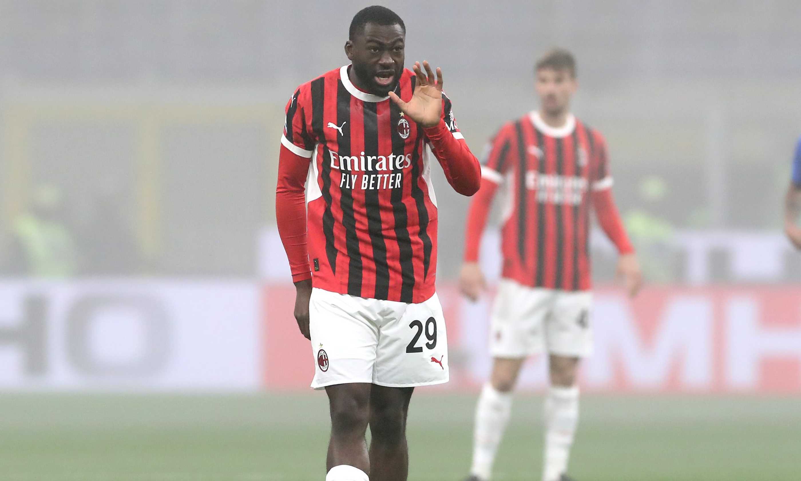 Milan, le scelte per il Sassuolo: Theo e Maignan non convocati, Reijnders e Fofana titolari. Ballottaggio Leao