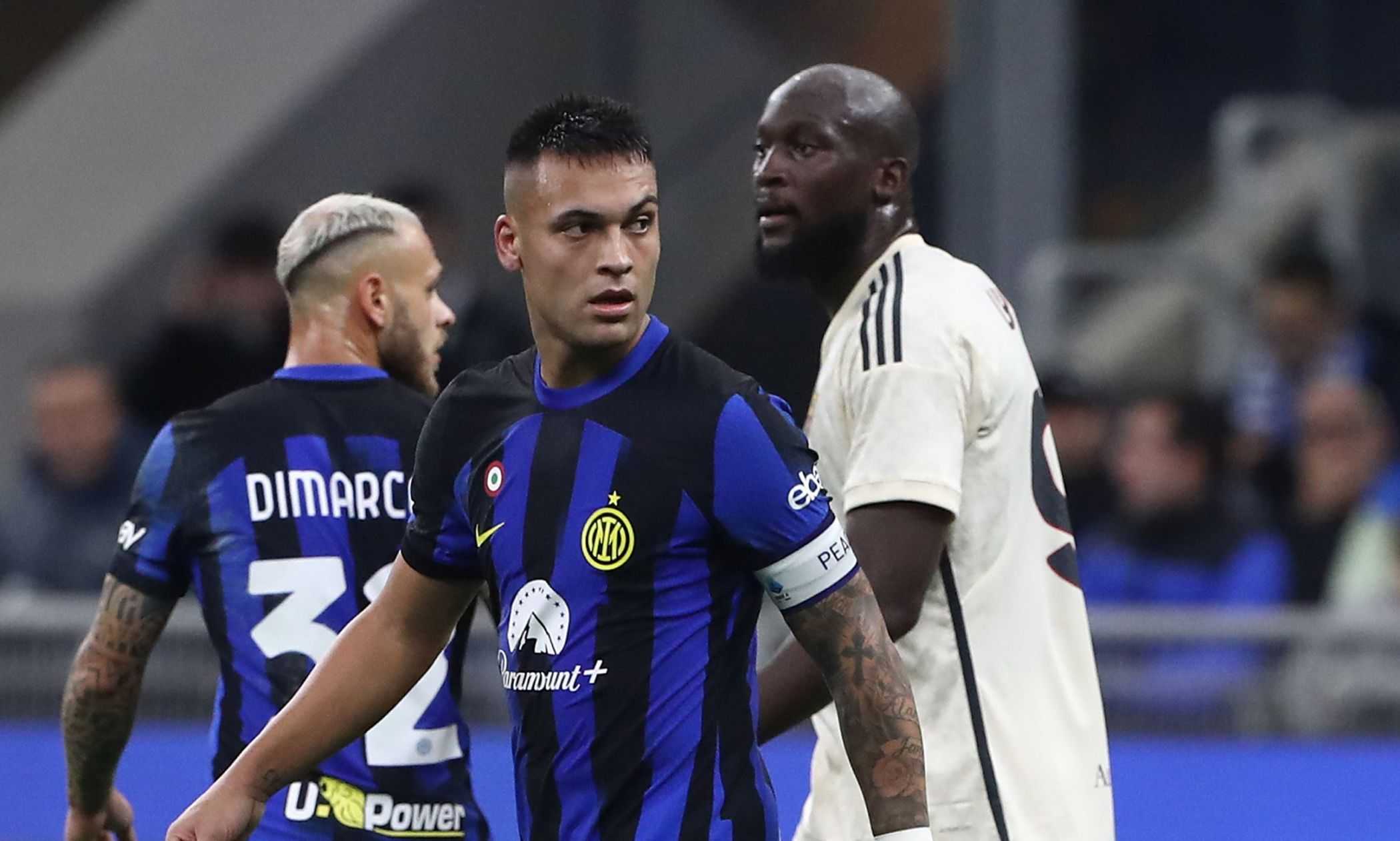 Napoli e Inter in cima, Lukaku e Lautaro fanno discutere. Chi vince mette l'altro in ginocchio