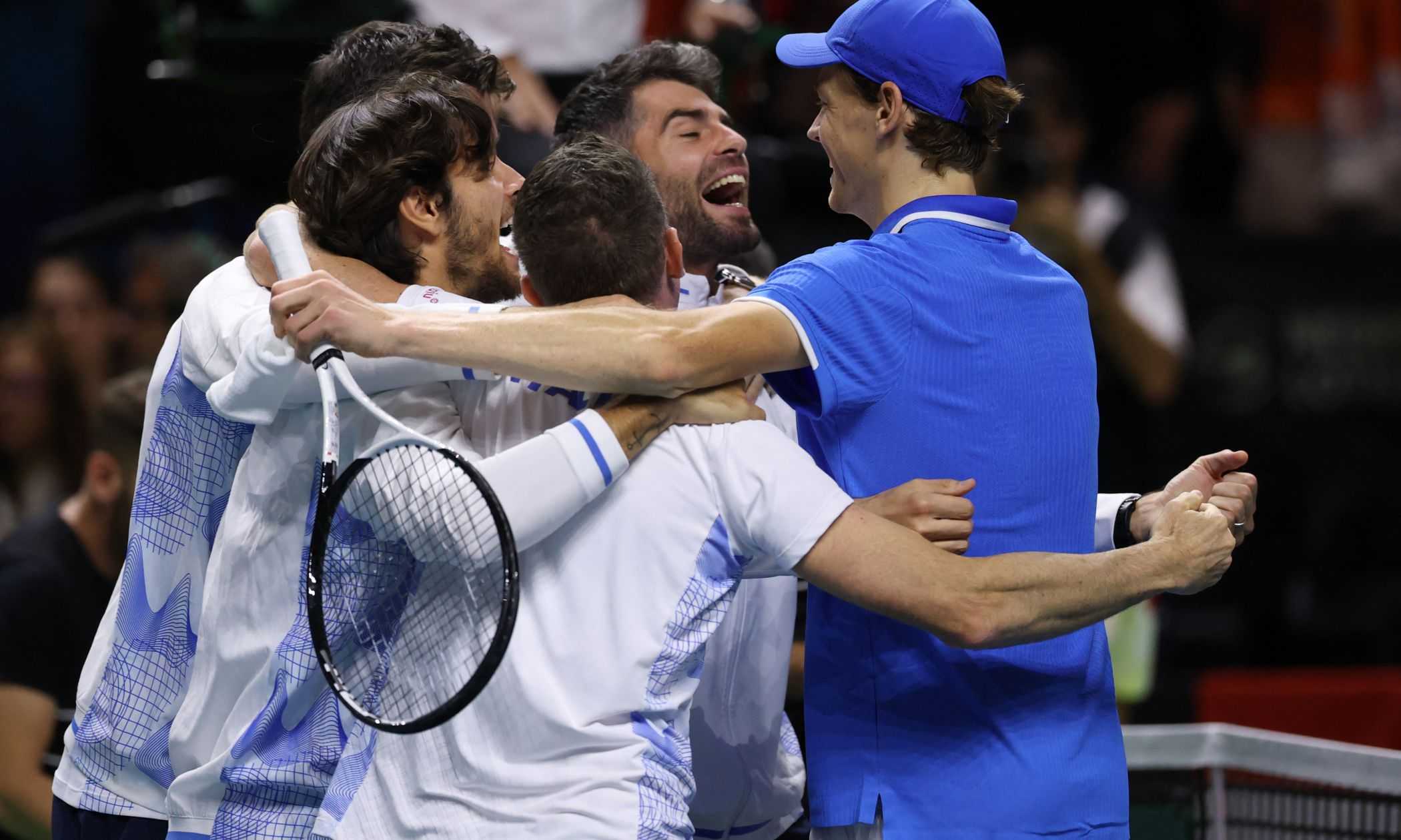 L’Italia vince la Coppa Davis: Berrettini e Sinner regalano il terzo successo della storia azzurra