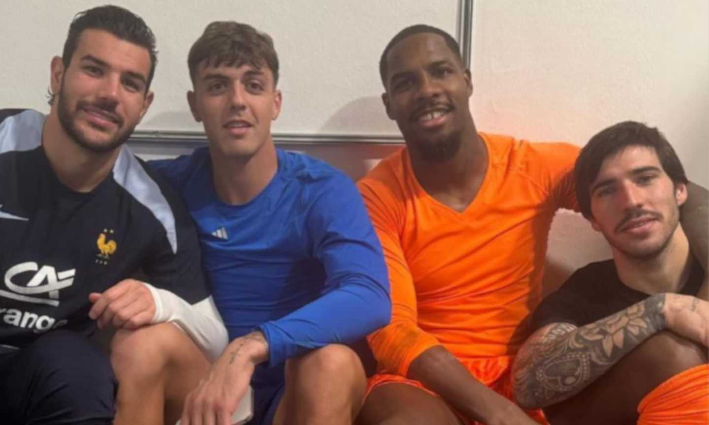 Maldini posta una foto con Theo, Maignan e Tonali: rimpianto dai tifosi del Milan