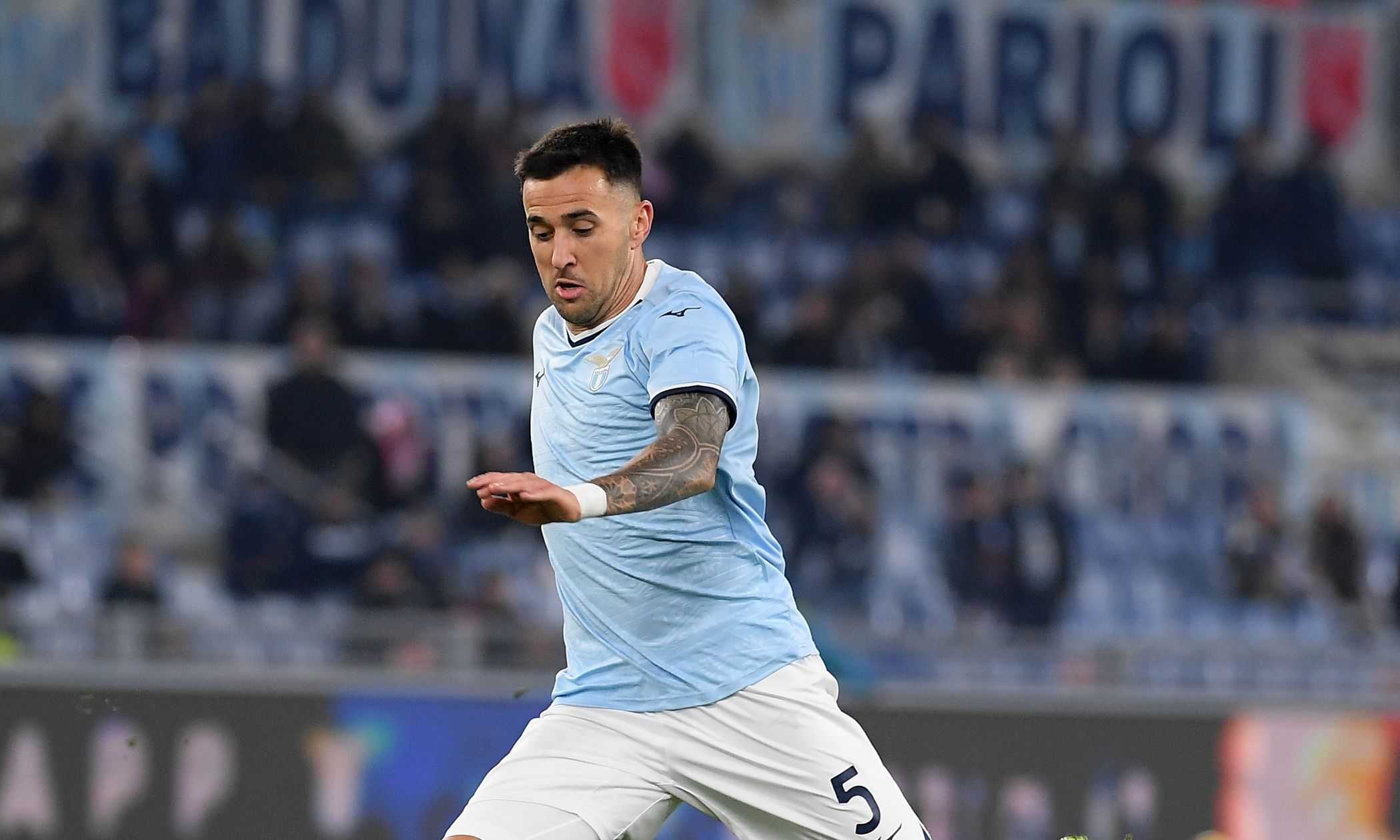 Lazio, emergenza a centrocampo per Baroni. Vecino out: ecco quando tornerà il centrocampista uruguayano