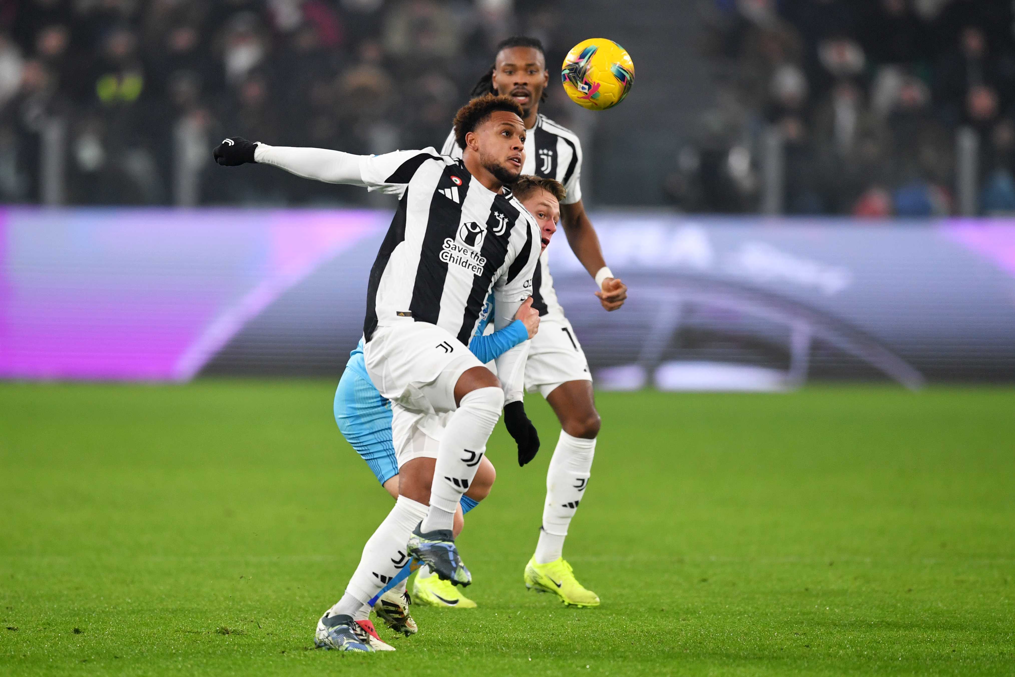 Juventus, McKennie: "Non sono soddisfatto, ci manca la mentalità per giocare con le piccole come col City"