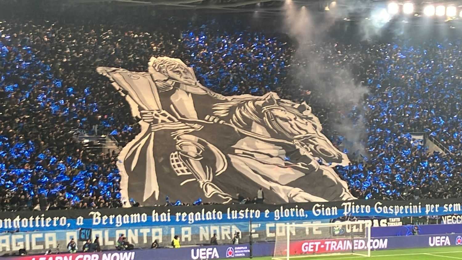 Atalanta-Real Madrid, la coreografia da brividi per Gasperini: "Per sempre nella nostra storia"