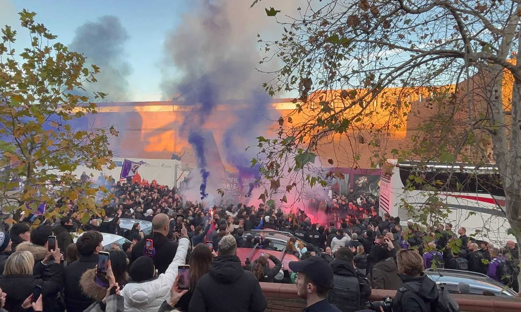 Fiorentina, gli ultras alla squadra prima della trasferta in casa Juventus: "Qui nessuno di voi sarà mai uno scarto"