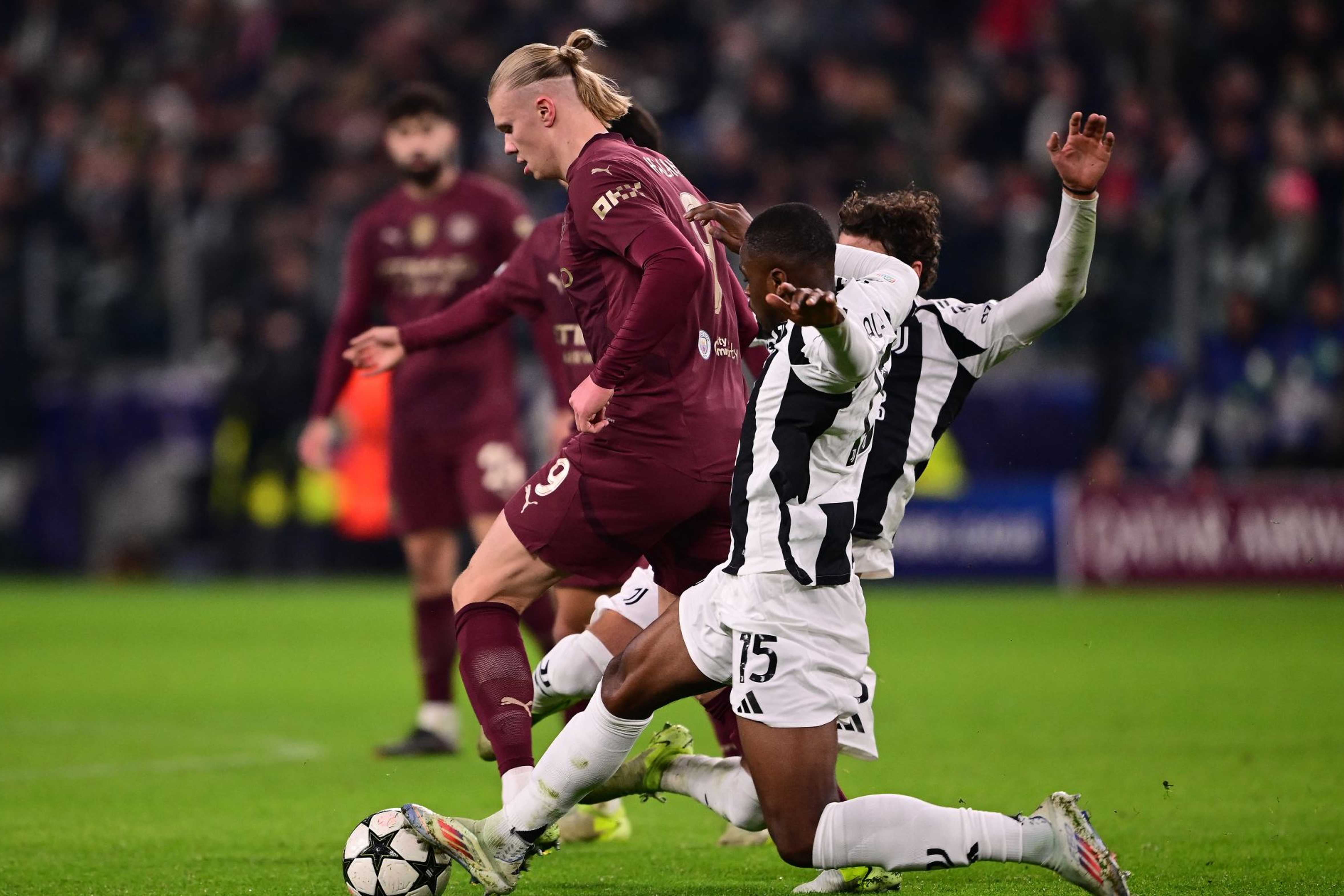 Juventus-Manchester City LIVE 0-0: Di Gregorio prodigioso su Haaland!