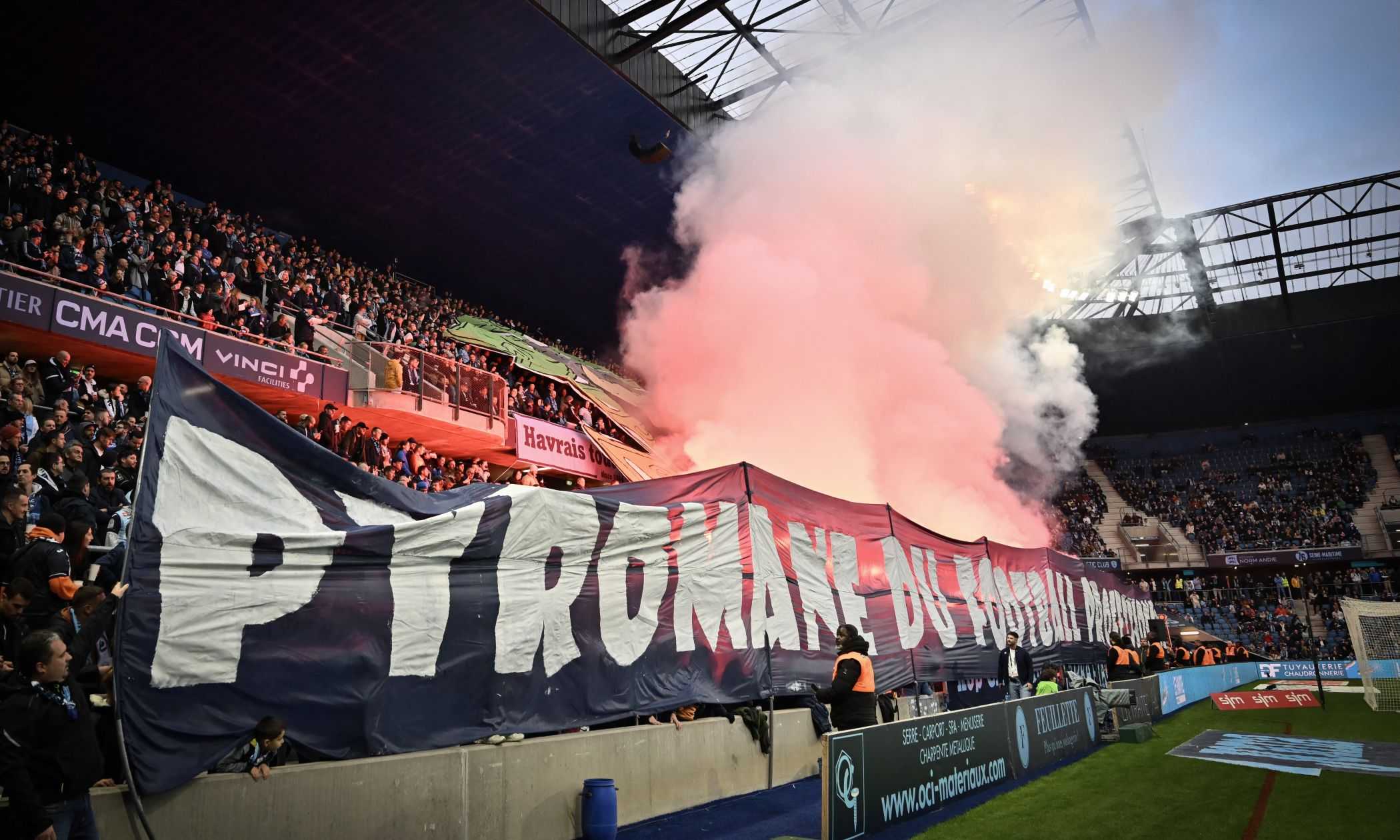 Il Le Havre bandisce dallo stadio per alcuni mesi un bambino di 6 anni: "Triste, ma dobbiamo"