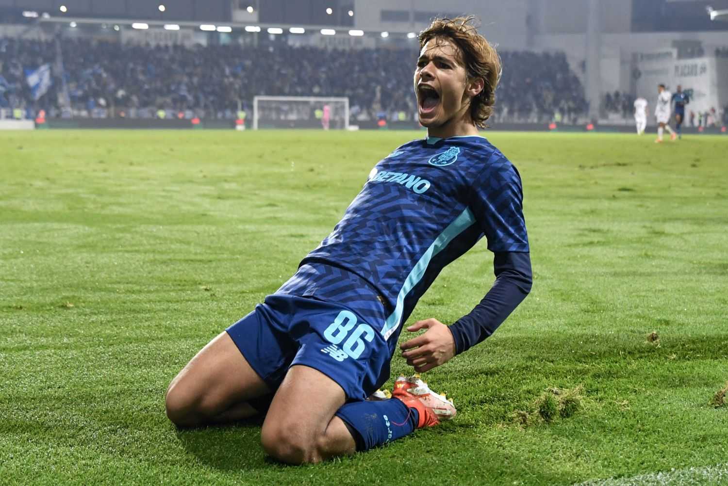 Chi è Rodrigo Mora, il nuovo Modric che incanta col Porto|Primapagina