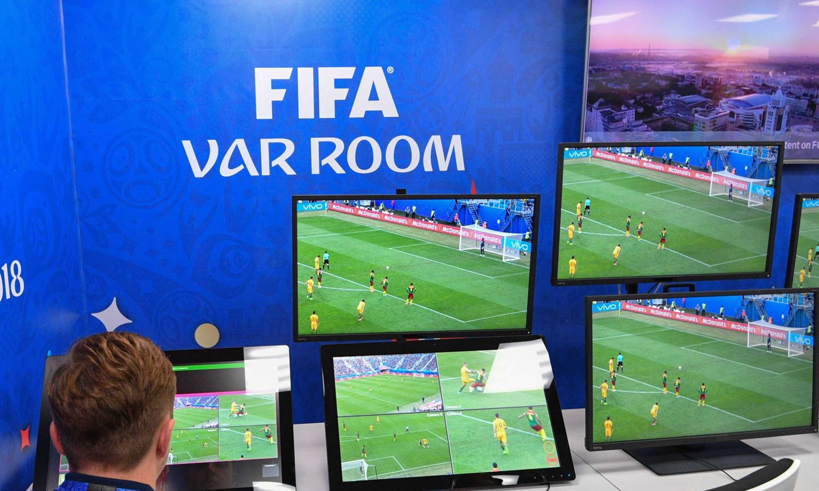 Football Video Support, la Fifa lancia il Var "low cost". La Serie C in lizza per la sperimentazione