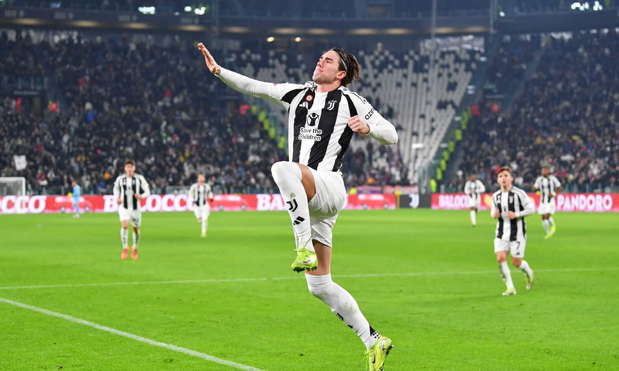 Coppa Italia: Juventus-Cagliari 1-0 al 45': decide un gol di Vlahovic