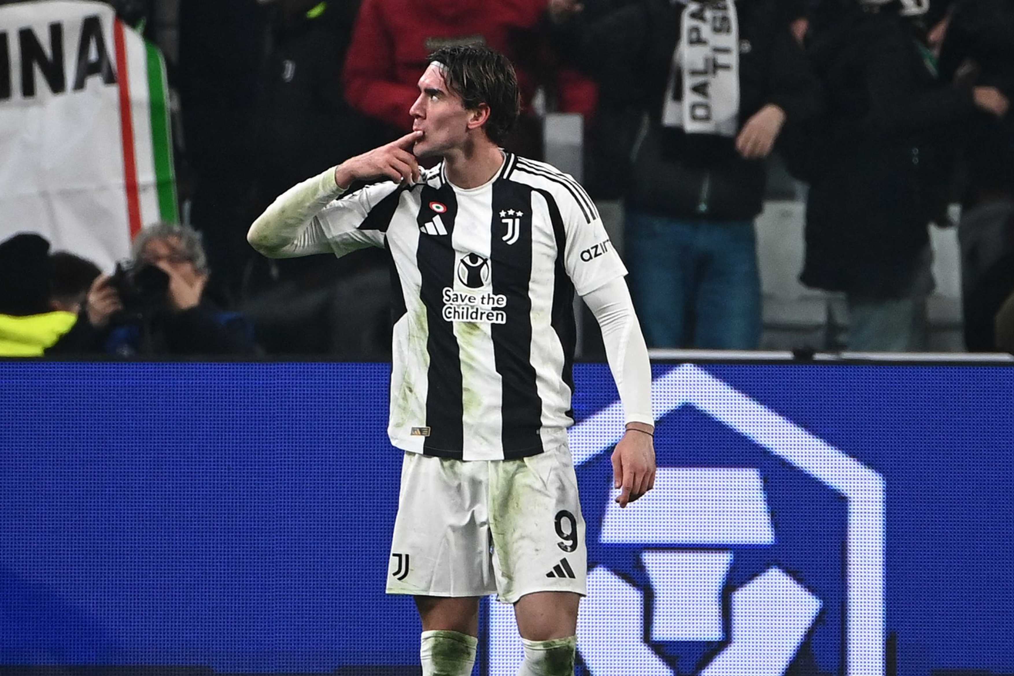 Vlahovic torna al gol e la Juventus batte 2-0 il City: ora Guardiola rischia l'eliminazione