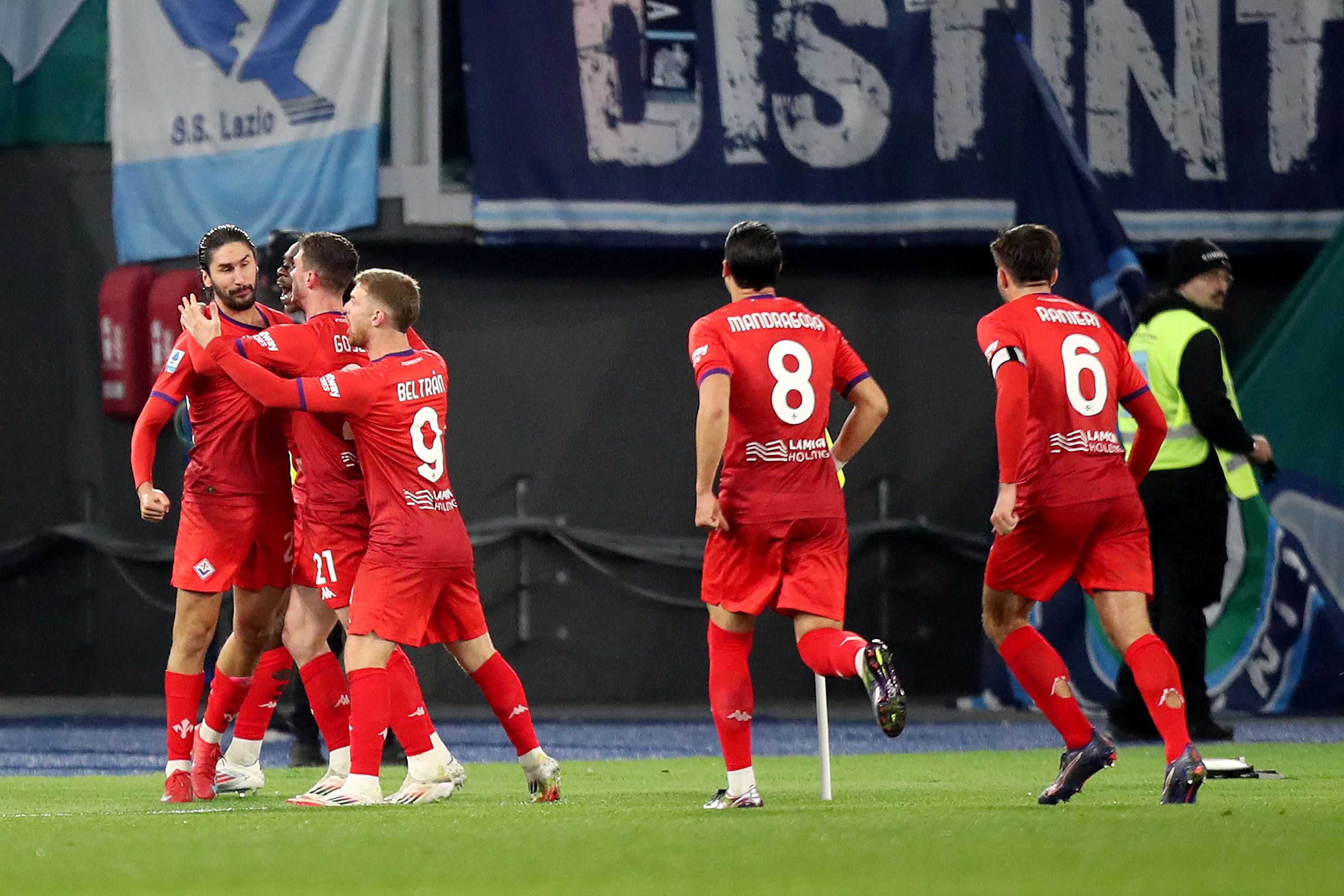 La Lazio cade all'Olimpico, passa 2-1 la Fiorentina: Palladino a 3 punti dalla Champions League