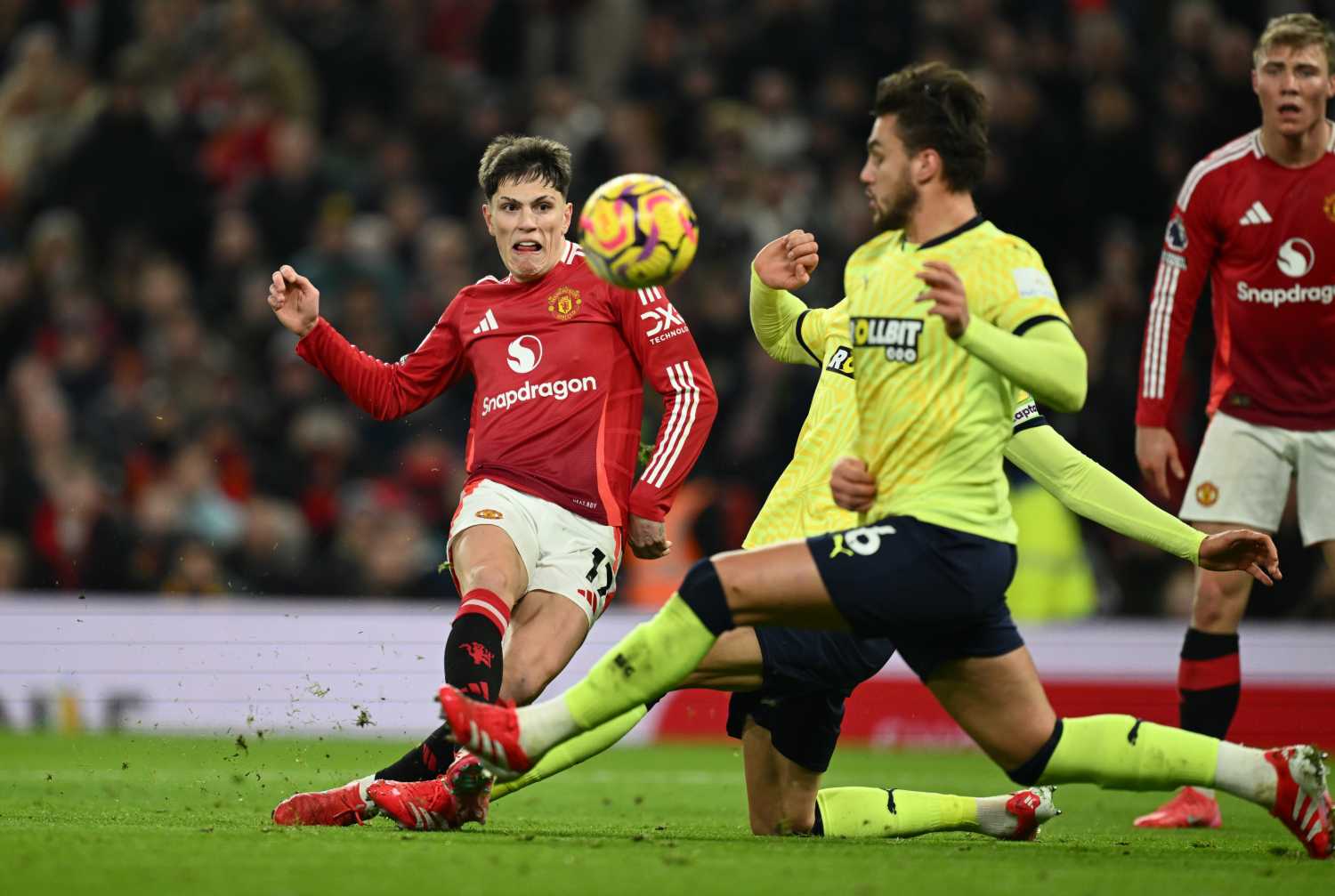 Un magico Diallo trascina il Manchester United alla rimonta sul Southampton: Garnacho titolare, Rashford sempre fuori