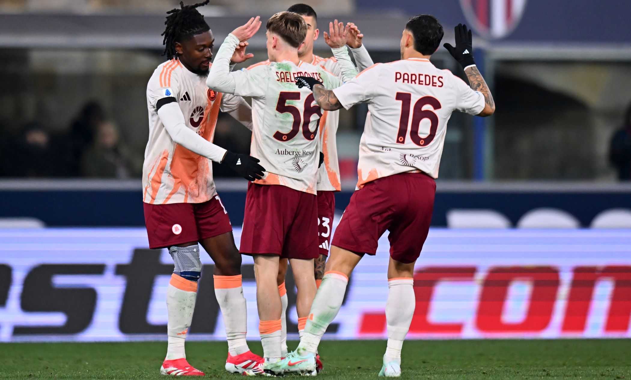 Dovbyk salva la Roma all'ultimo secondo: 2-2 a Bologna, Ranieri a -8 dall'Europa e a +6 dalla salvezza