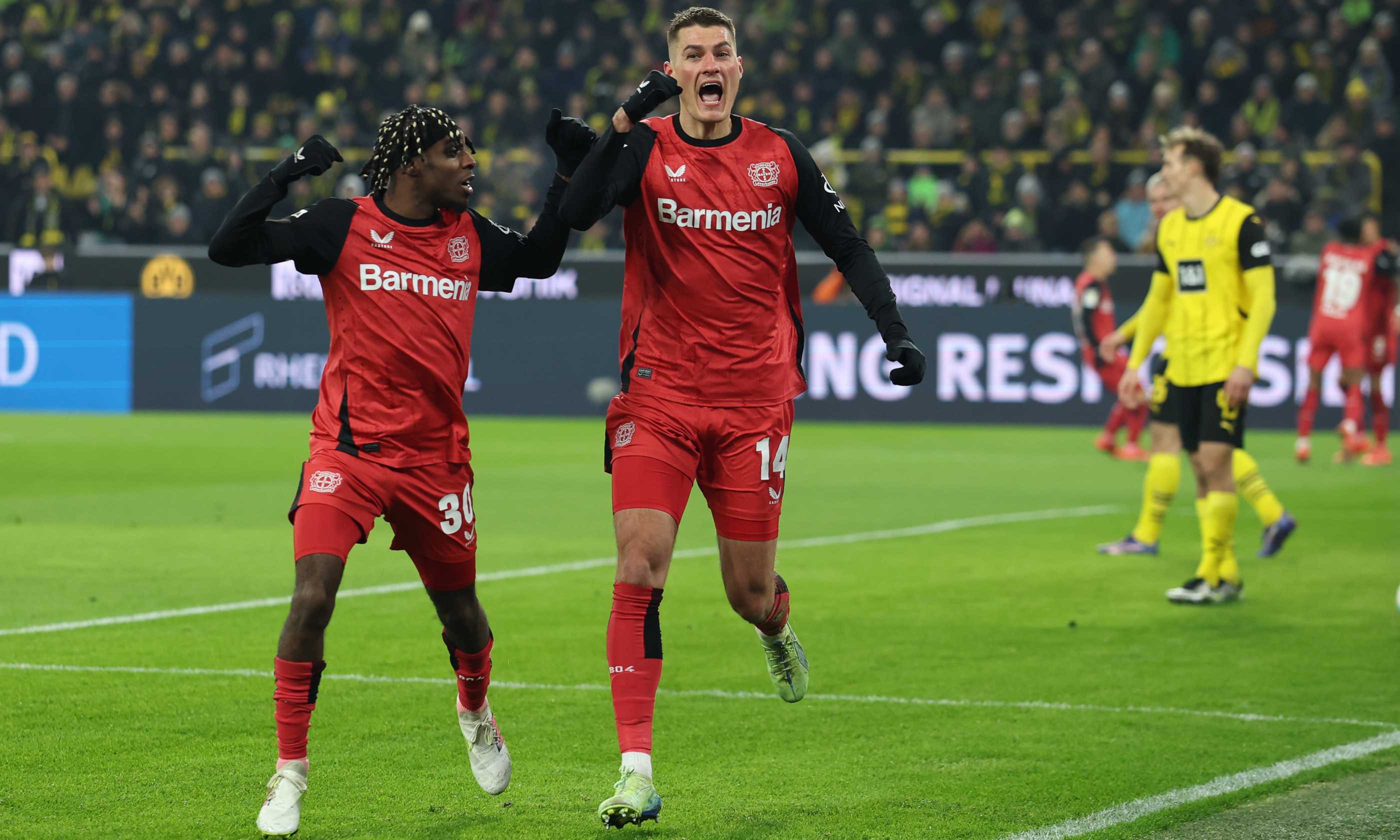 Schick fa doppietta e il Leverkusen espugna Dortmund: 2-3