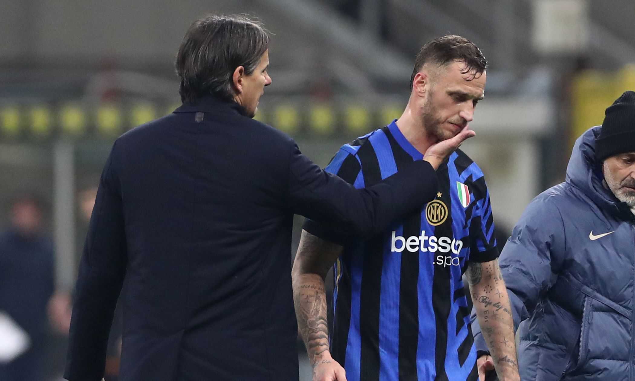 Inter, Arnautovic ha chiesto il cambio per un problema all’adduttore