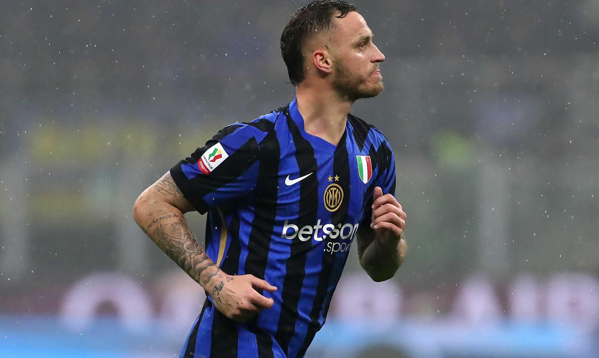 Inter Lazio, dubbi sul gol di Arnautovic, Cesari: “De Vrij è in fuorigioco, è sulla linea di visione di Mandas. Vede o no il pallone? Avrei preferito un VAR più presente”|Primapagina