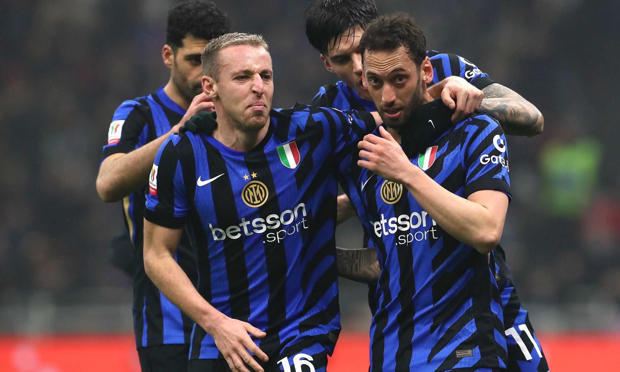 Arnautovic-Calhanoglu, l'Inter si prende la semifinale di Coppa Italia: 2-0 alla Lazio, sarà derby contro il Milan