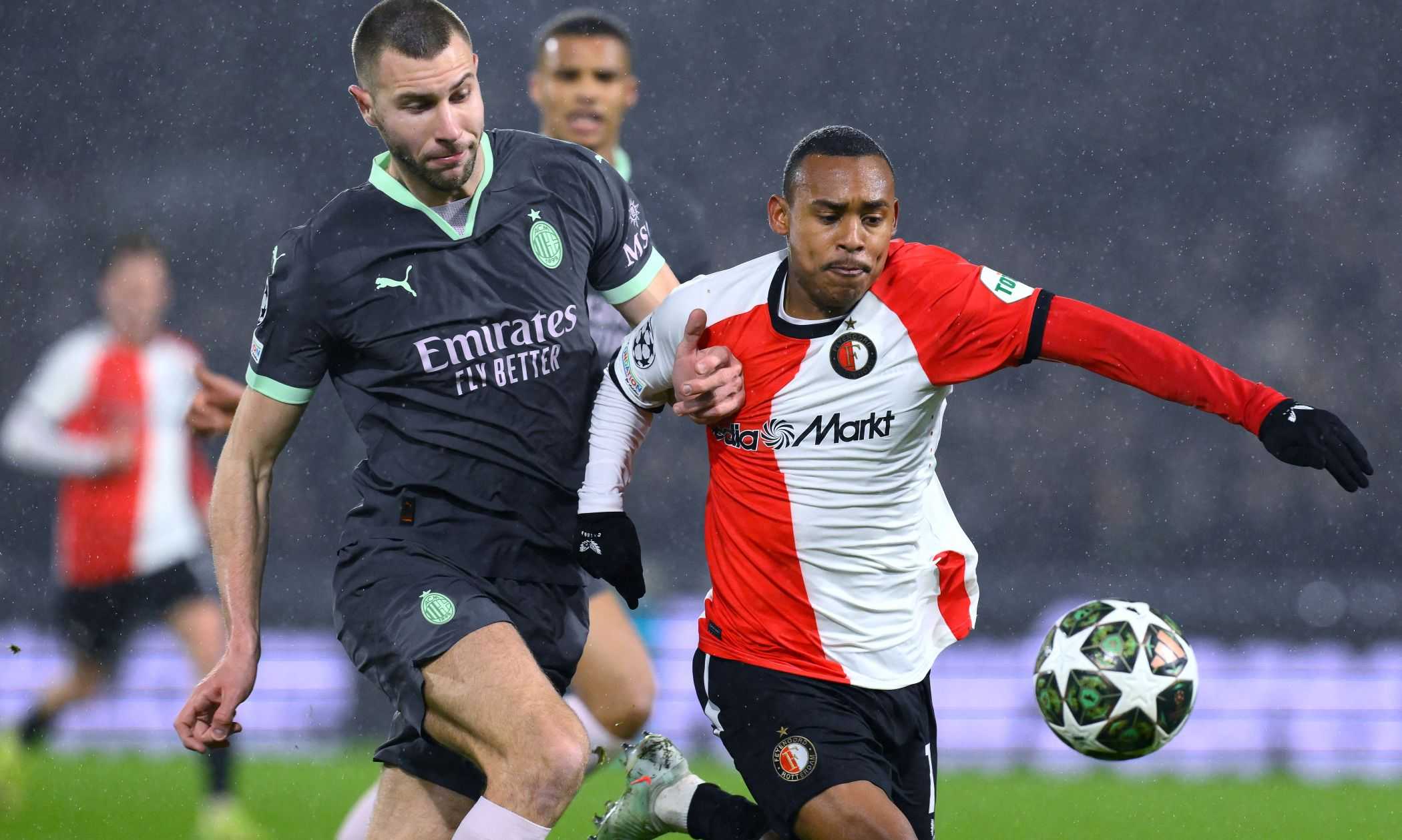 Feyenoord, Paixao infortunato: salta il ritorno con l'Inter in Champions