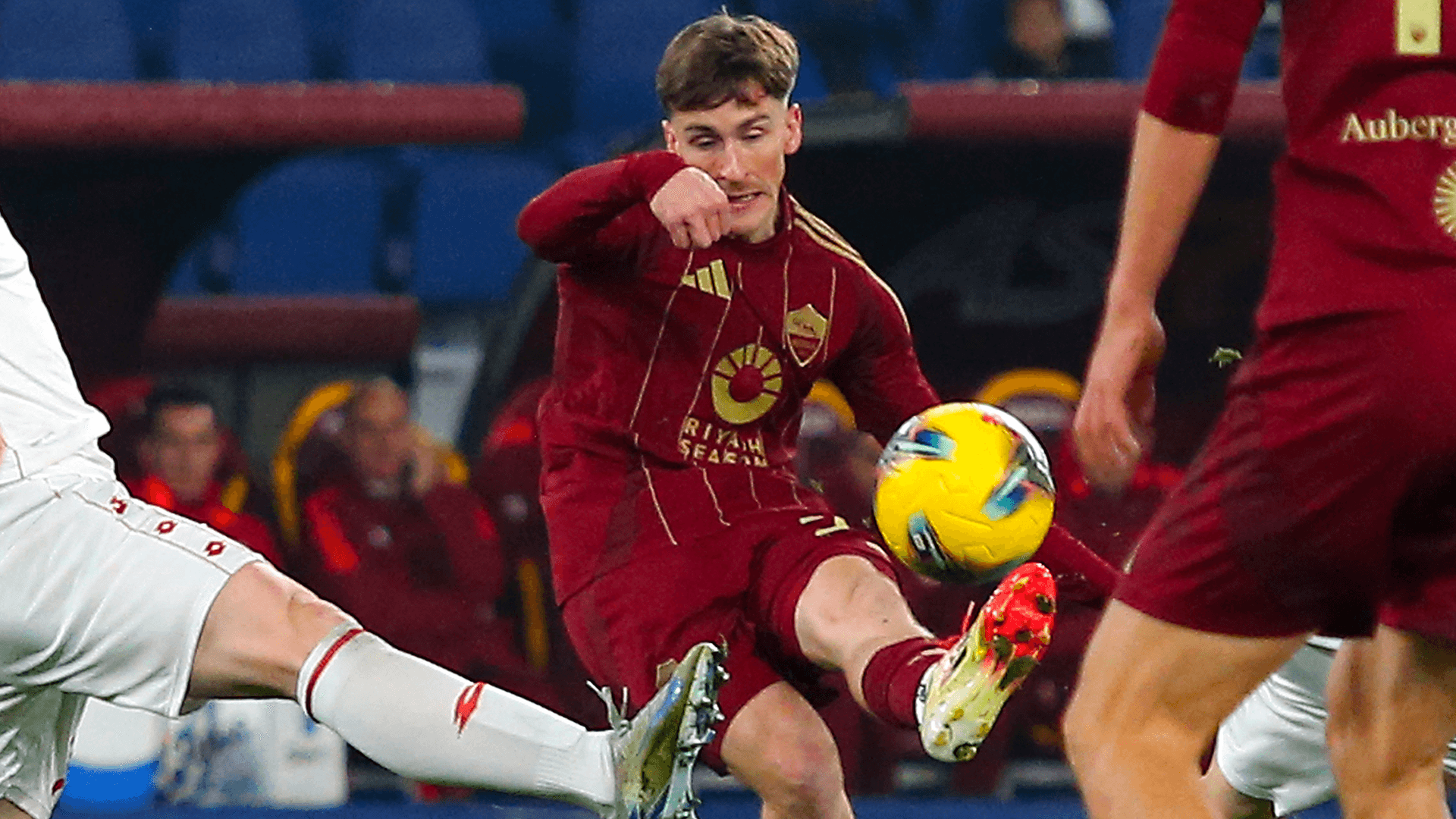 Roma-Como LIVE 1-1: Saelemaekers entra e la pareggia, poi rosso per Kempf!