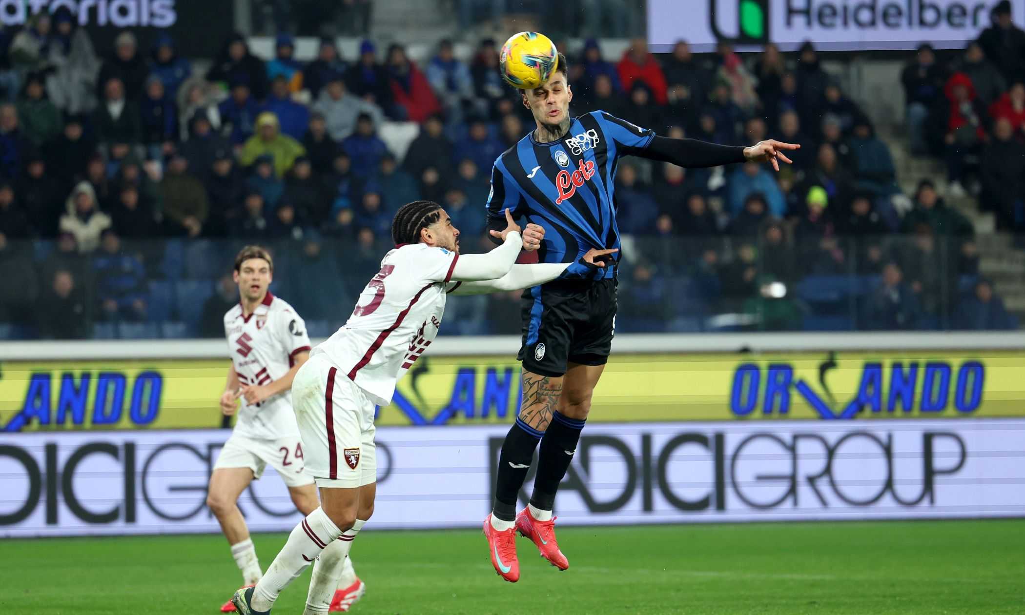 Atalanta, nuovo stop per Scamacca con il Torino: era tornato in campo a sei mesi dalla rottura del crociato