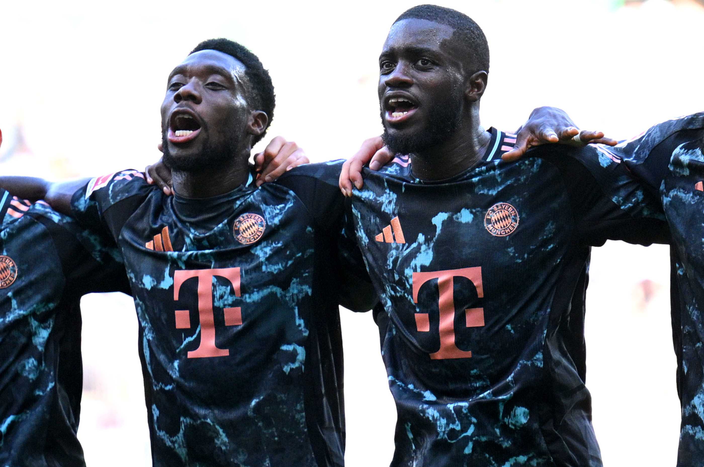 Inter, ufficiale: il Bayern perde Davies e Upamecano per infortunio