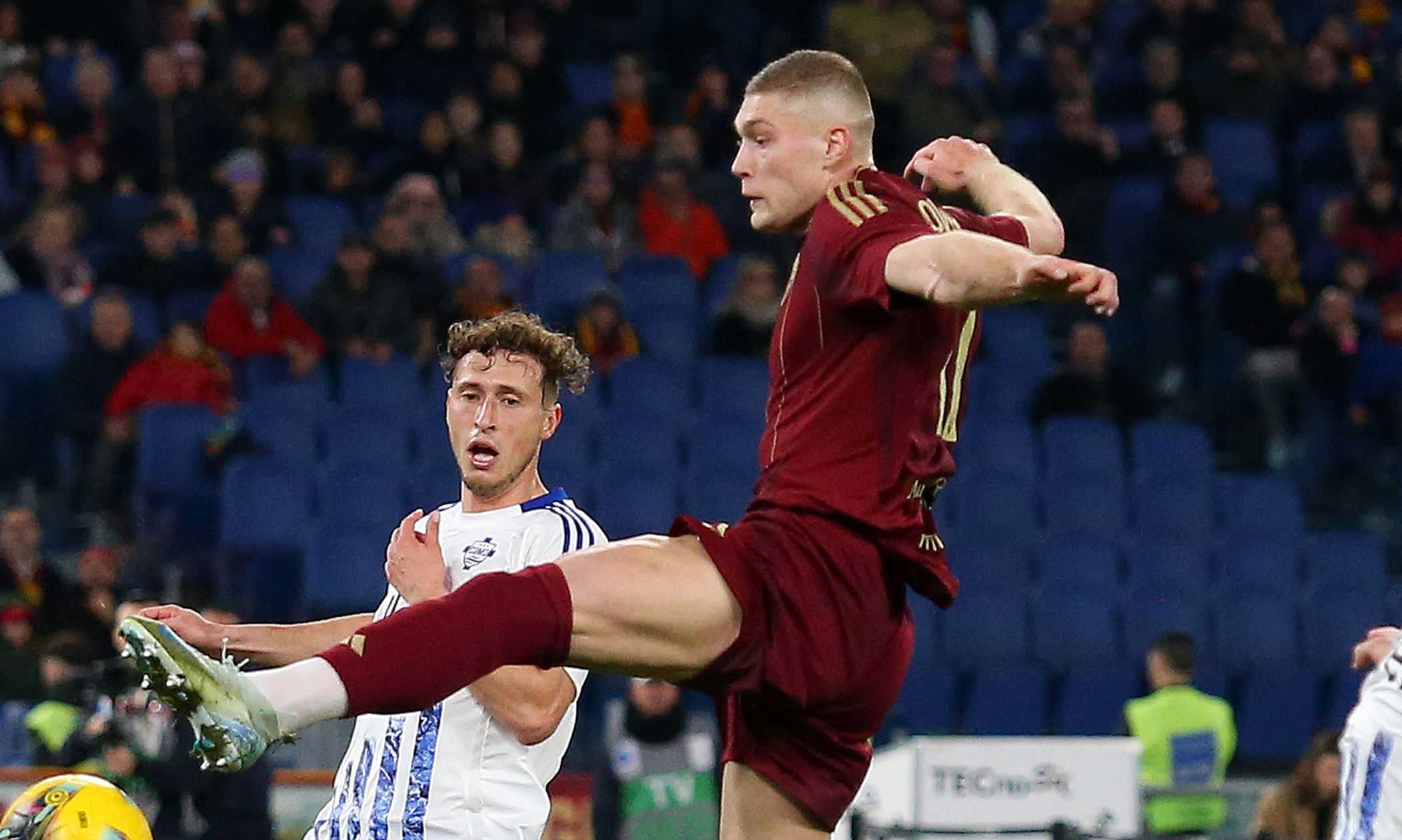 Roma-Como LIVE 2-1: Dovbyk su assist di Rensch, Ranieri l'ha ribaltata coi cambi!