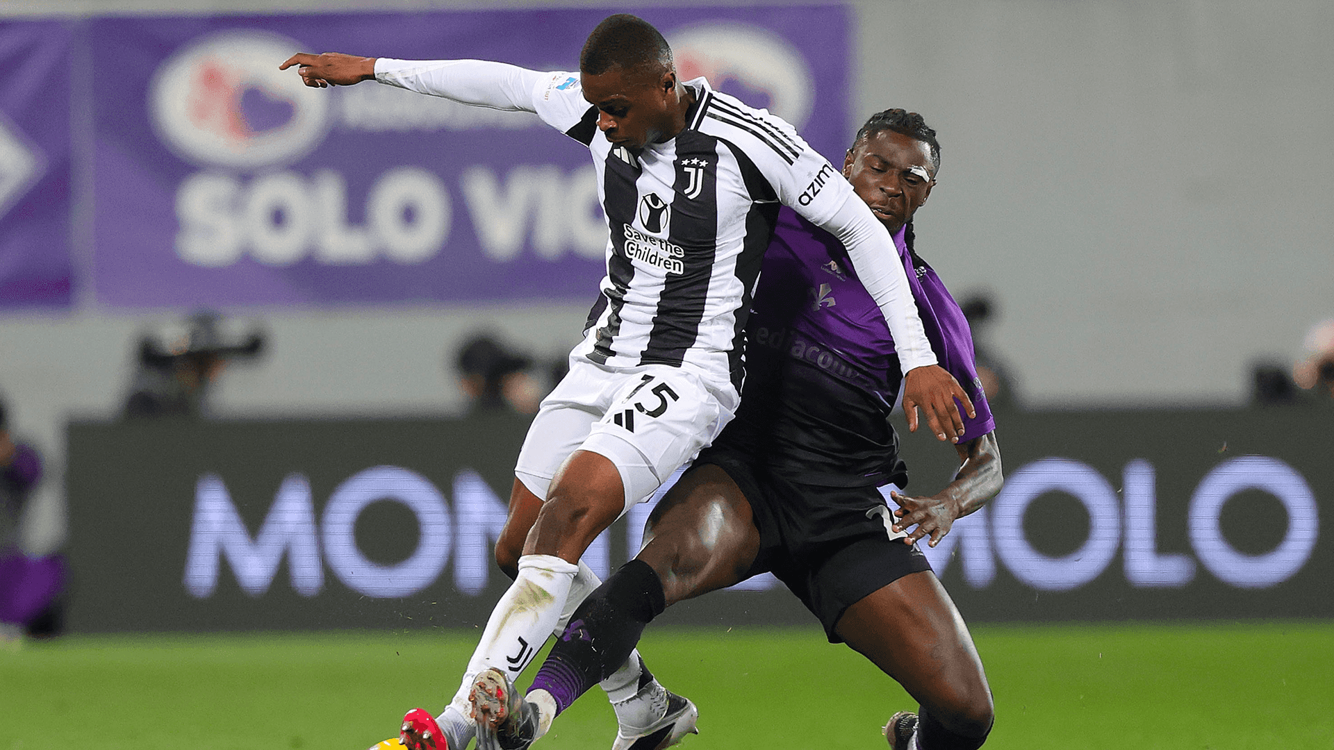 Fiorentina-Juventus, MOVIOLA LIVE: Cataldi chiede il rosso per Gonzalez, manca un giallo a Koopmeiners. Annullato il 4-0 a Kean, due mini risse