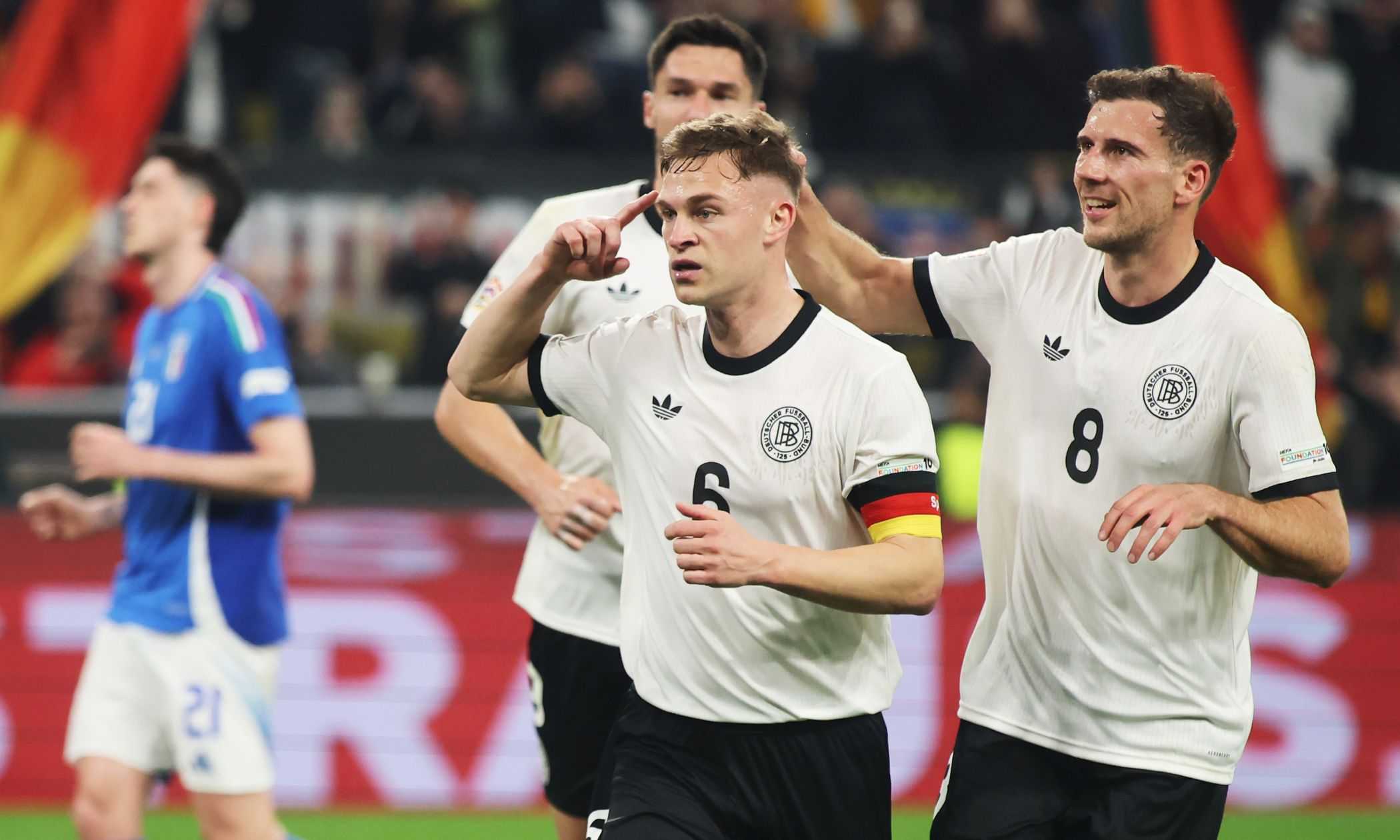 Germania-Italia 3-0 val 45': Kimmich su rigore, Musiala e Kleindienst cala il tris