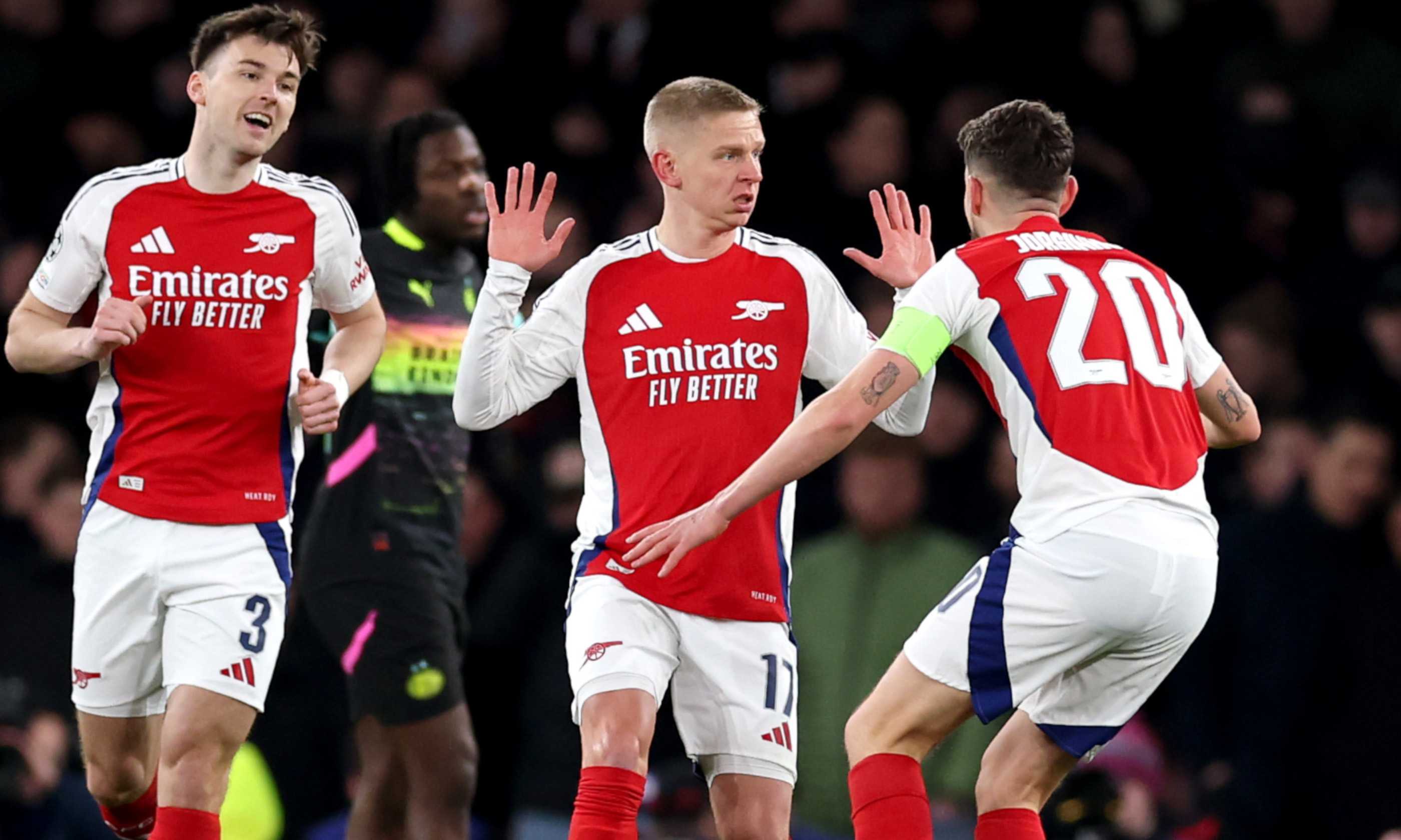 Milan a Londra per Zinchenko, l'Arsenal prende Hato dall'Ajax