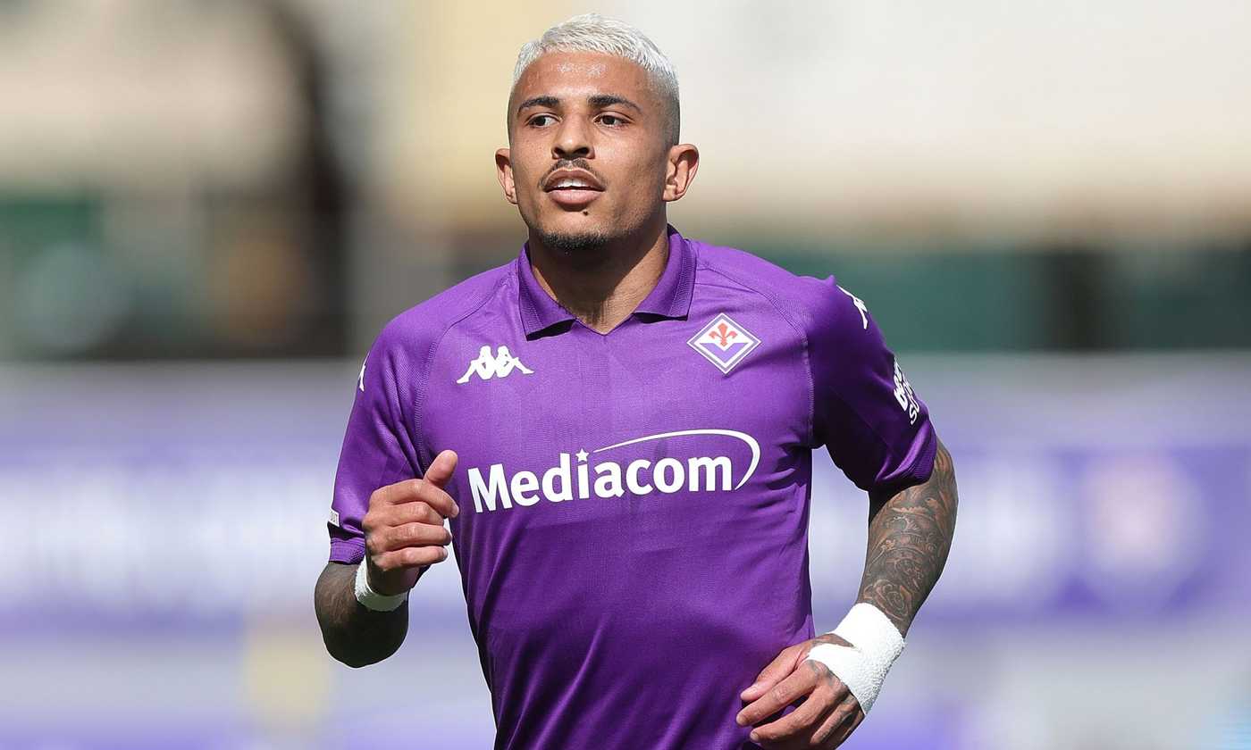 Fiorentina, gelo con Dodò sul rinnovo. Può partire in estate, il club fissa il prezzo