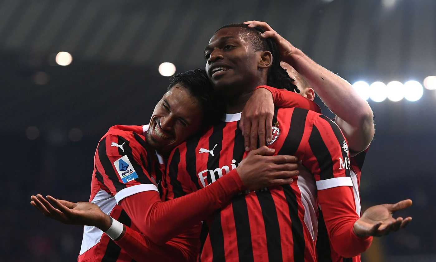 Milan, Leao e Pulisic promuovono la difesa a tre: "Dietro solidi e davanti liberi, ha funzionato!"