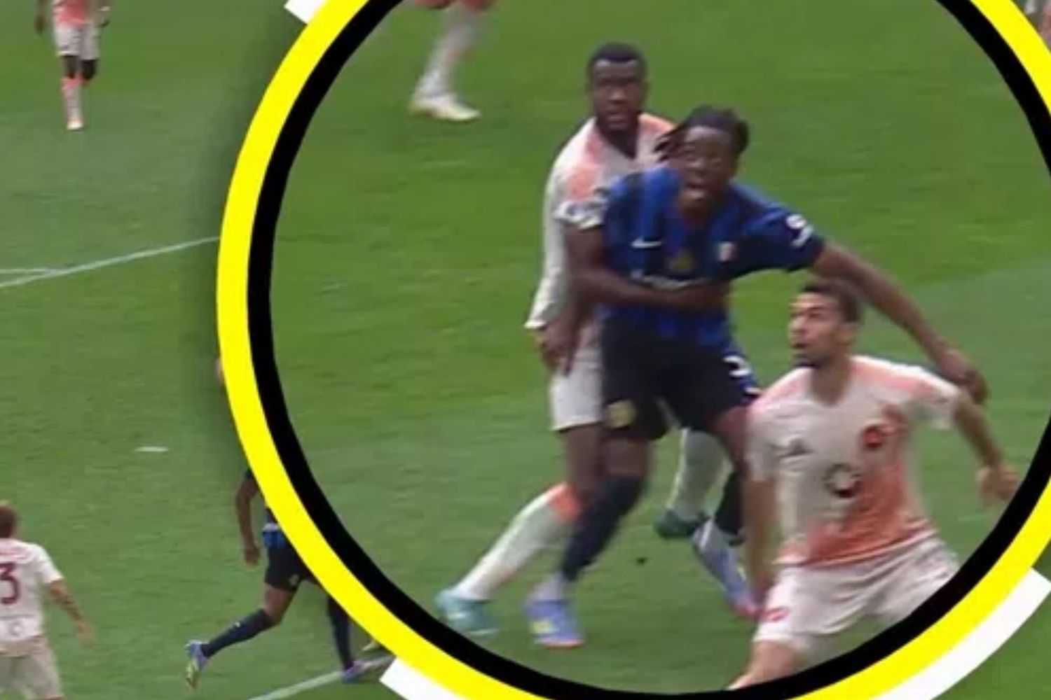 Contatto N'Dicka-Bisseck in Inter-Roma, Stramaccioni: "Lo abbraccia fin dall'inizio, non può mai intervenire. È rigore 9/10"