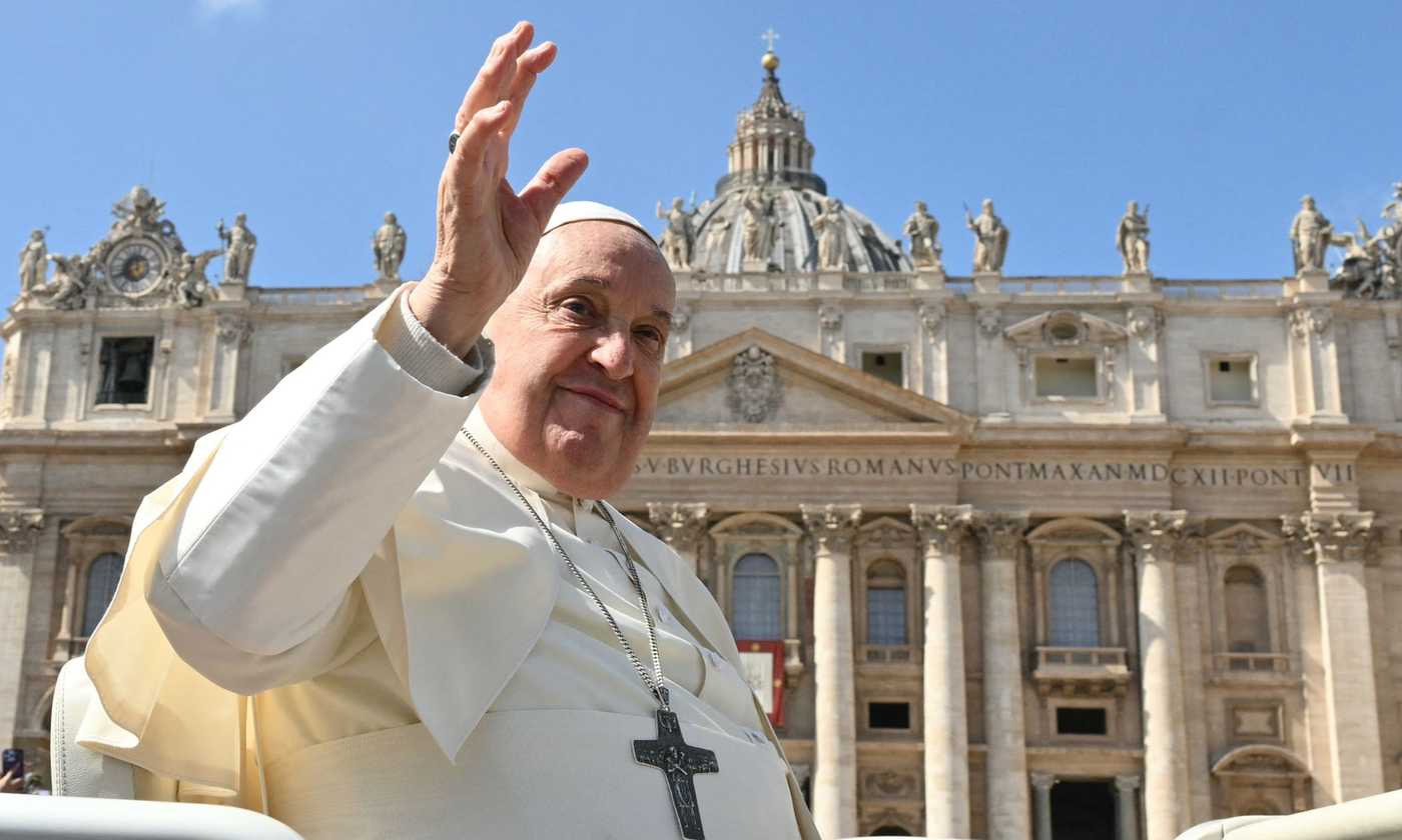 https://cdn.calciomercato.com/images/2025-04/papa.francesco.saluta.domenica.palme.1400x840.jpg