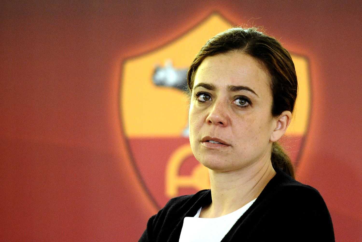 Rosella Sensi: "Il rapporto con la Roma chiuso con insulti, ci hanno messo i tifosi contro. Totti-Real? Ecco la verità"