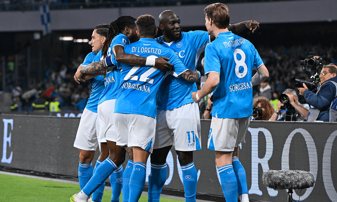 Napoli, maxischermi e pullman scoperto: la città prepara la festa scudetto