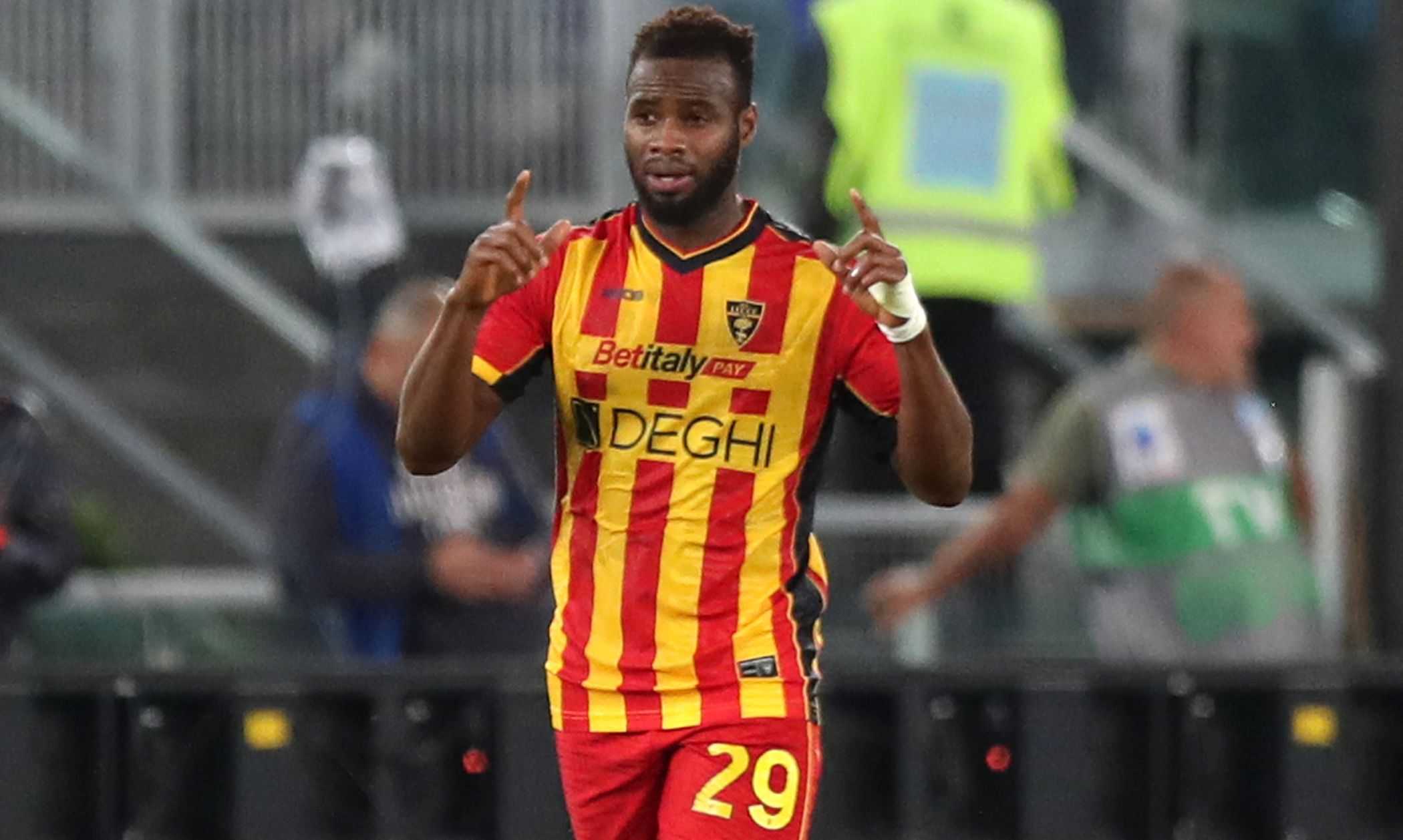 Lazio-Lecce LIVE 0-1 al 45': decide Coulibaly. Espulso Pierotti, salentini in 10