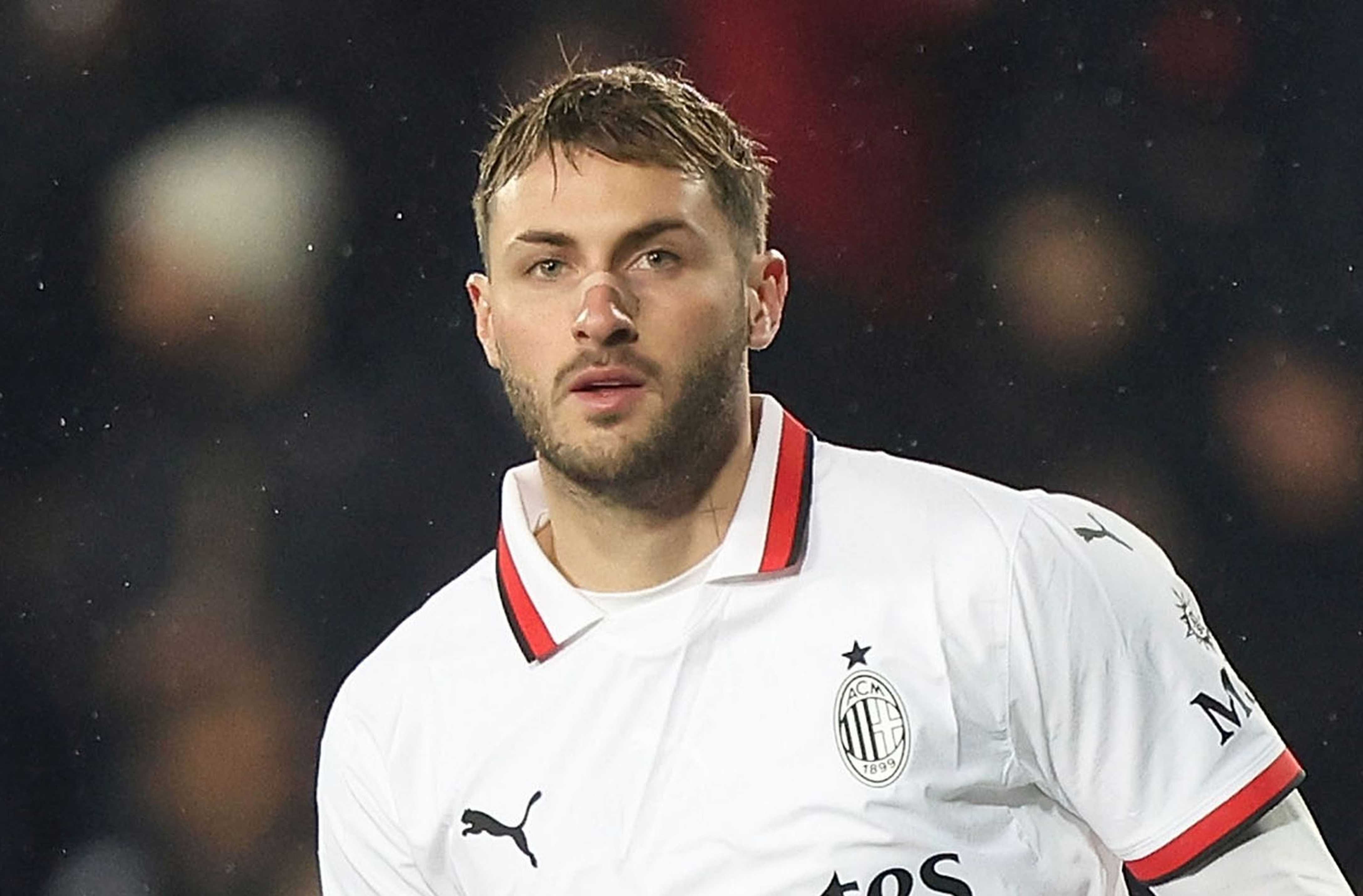 Roma-Milan, MOVIOLA LIVE: gomitata a Mancini, rosso a Gimenez con il VAR