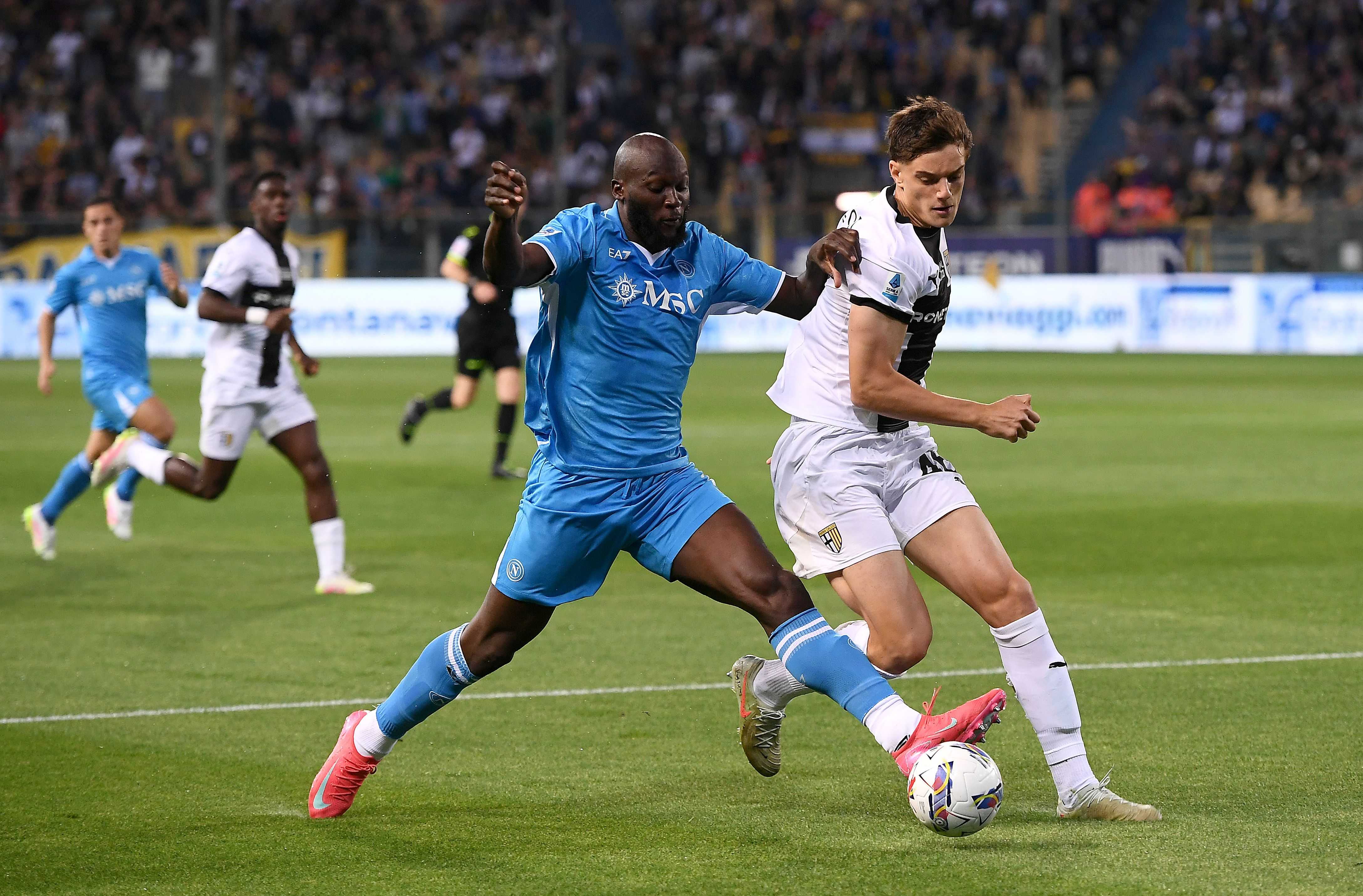 Parma-Napoli 0-0 LIVE: Politano chiede un rigore, ammonito Conte