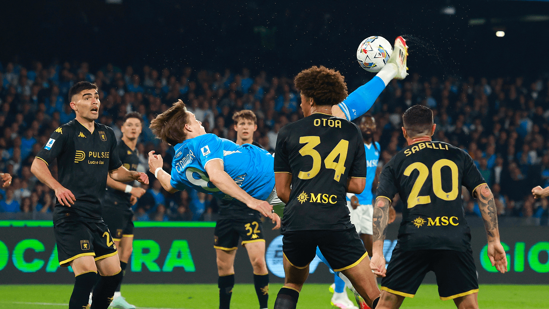 Napoli-Genoa, le pagelle di CM: Raspadori illude, Vasquez dolori e gioie. McTominay illumina, ma Billing rovina tutto