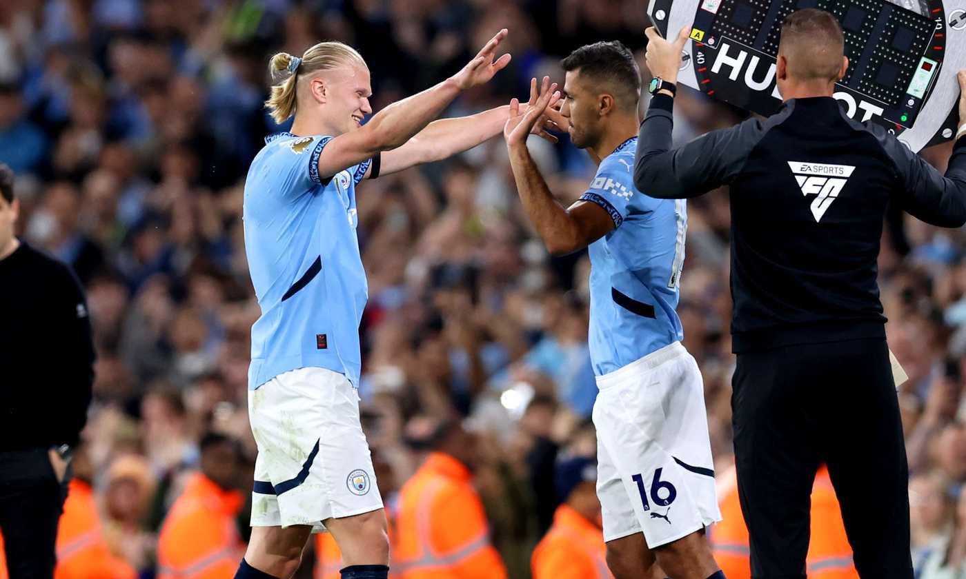 Il Manchester City riabbraccia Rodri: torna in campo 239 giorni dopo il grave infortunio al ginocchio