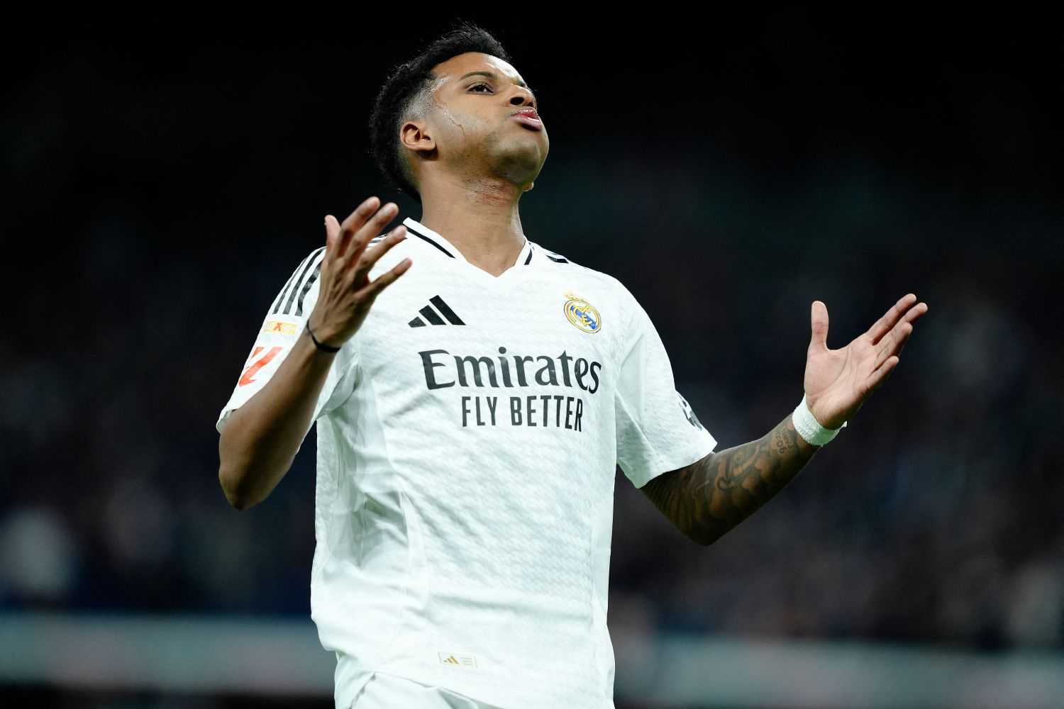 Real Madrid, Rodrygo va alla rottura: per Marca ha chiesto la cessione e di non giocare più. Gli scenari di mercato
