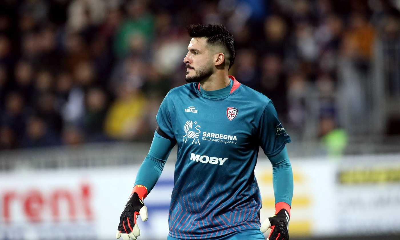 Cagliari, contro il Napoli spazio al secondo portiere Sherri. I dubbi e le certezze di Nicola