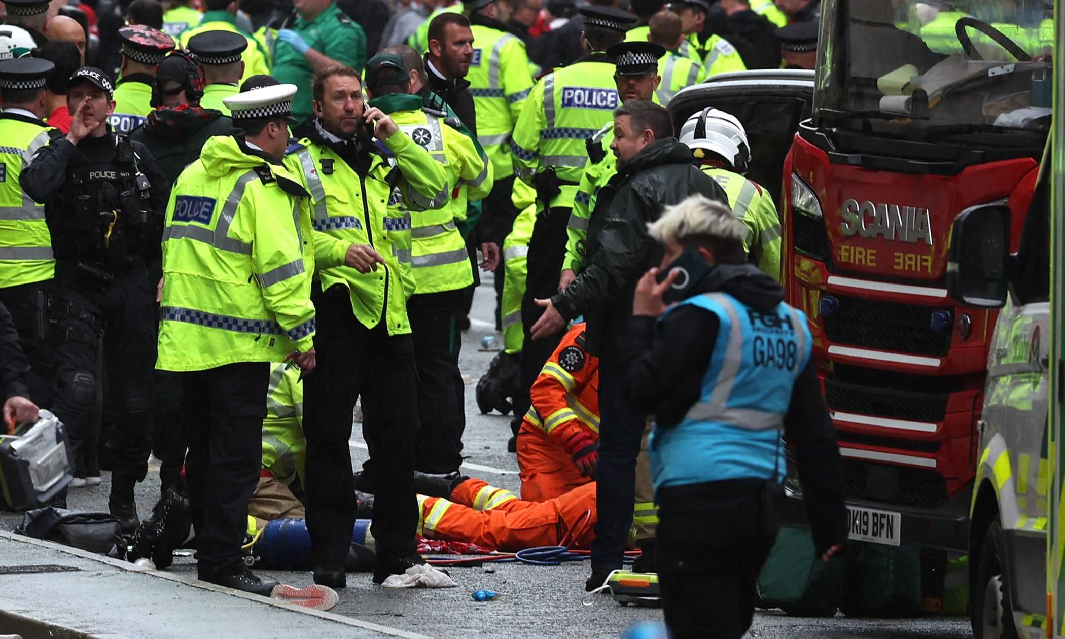 Paura a Liverpool: auto sulla folla durante la parata dei Reds. Diversi feriti, arrestato un uomo