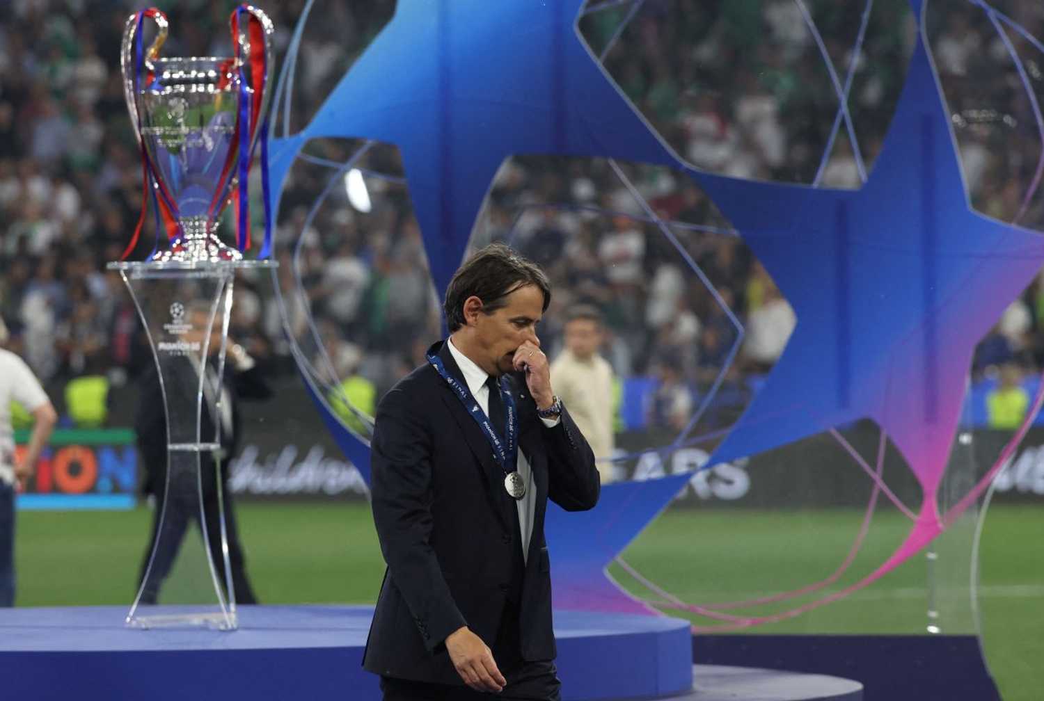 Inter, rientro in Italia dopo la disfatta: qualche applauso dei tifosi
